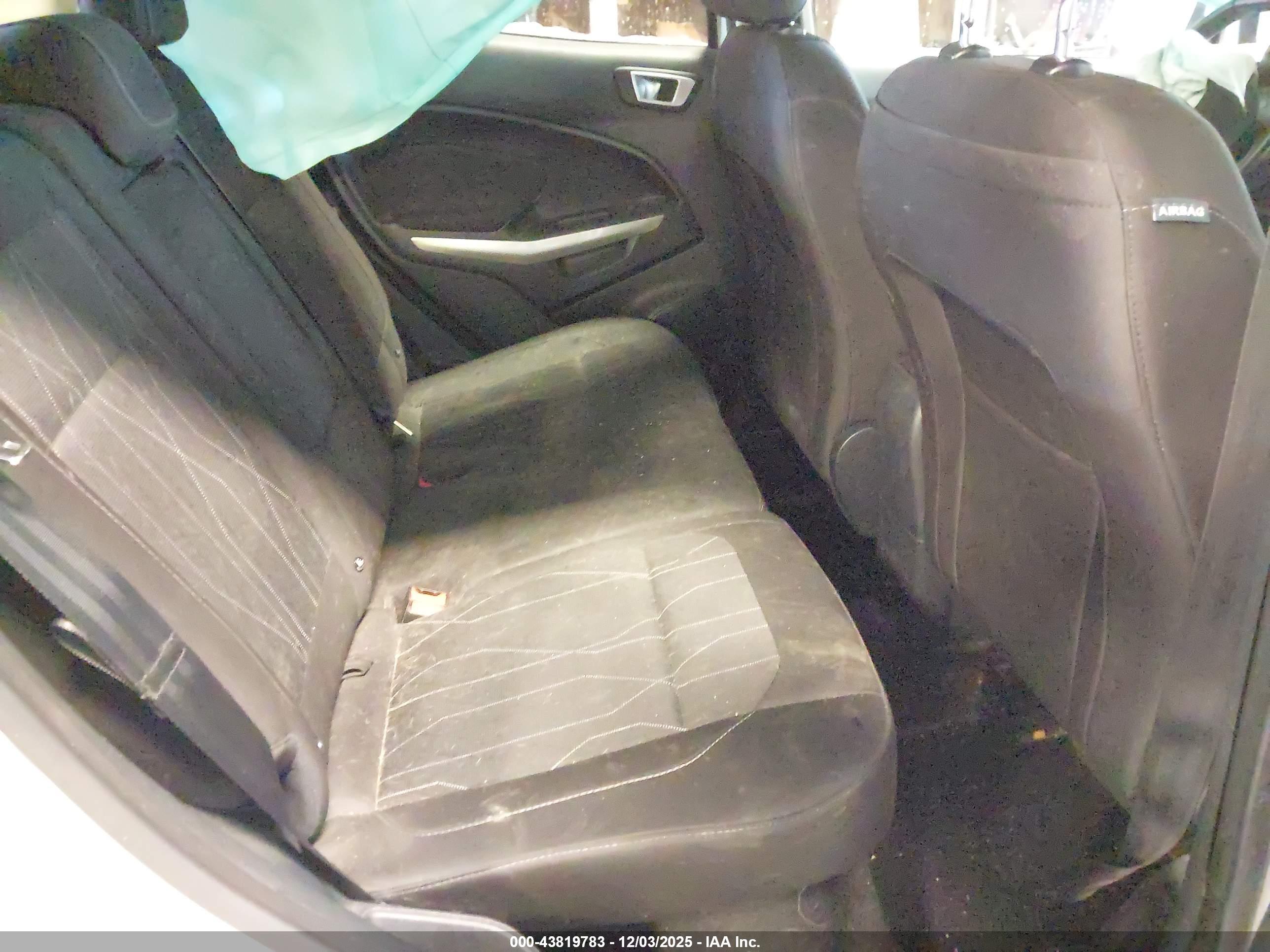 FORD ECOSPORT image 8