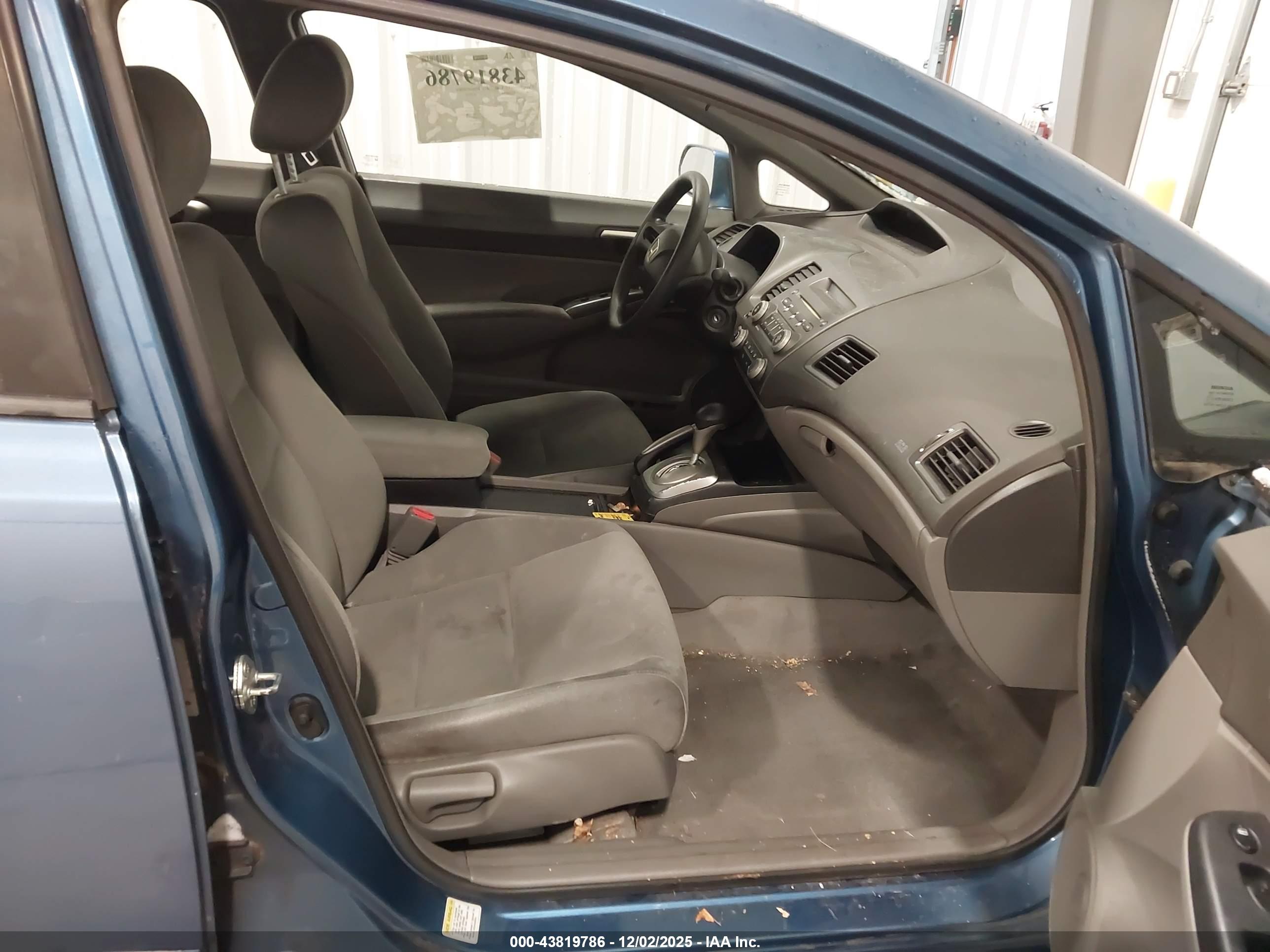 HONDA CIVIC image 5