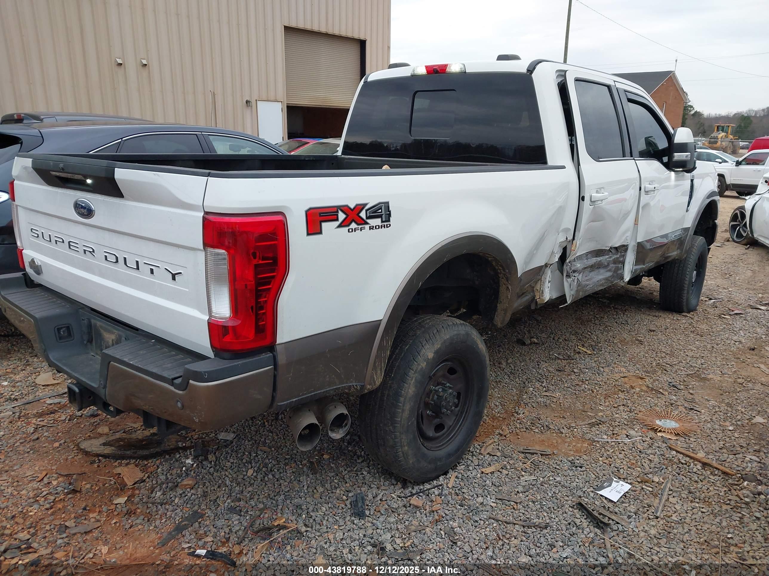 FORD F-250 image 4