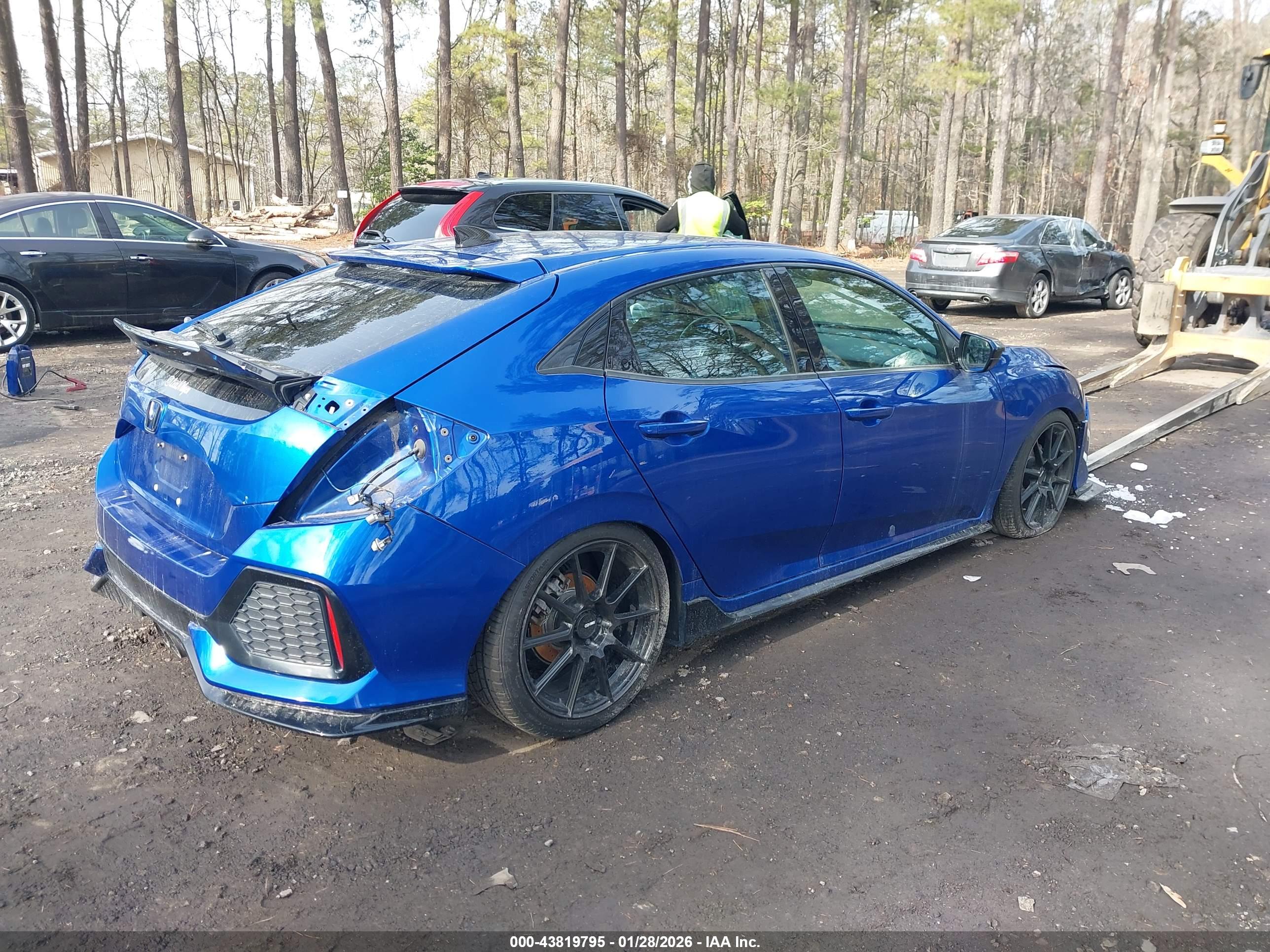 HONDA CIVIC image 4