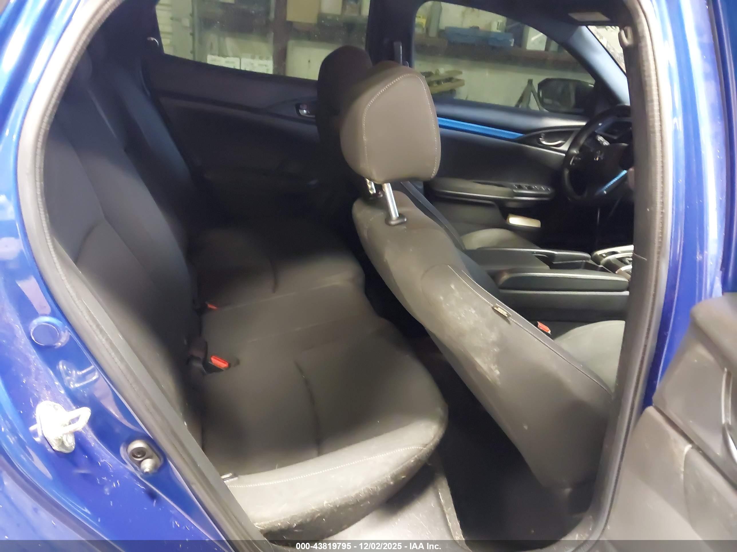HONDA CIVIC image 8