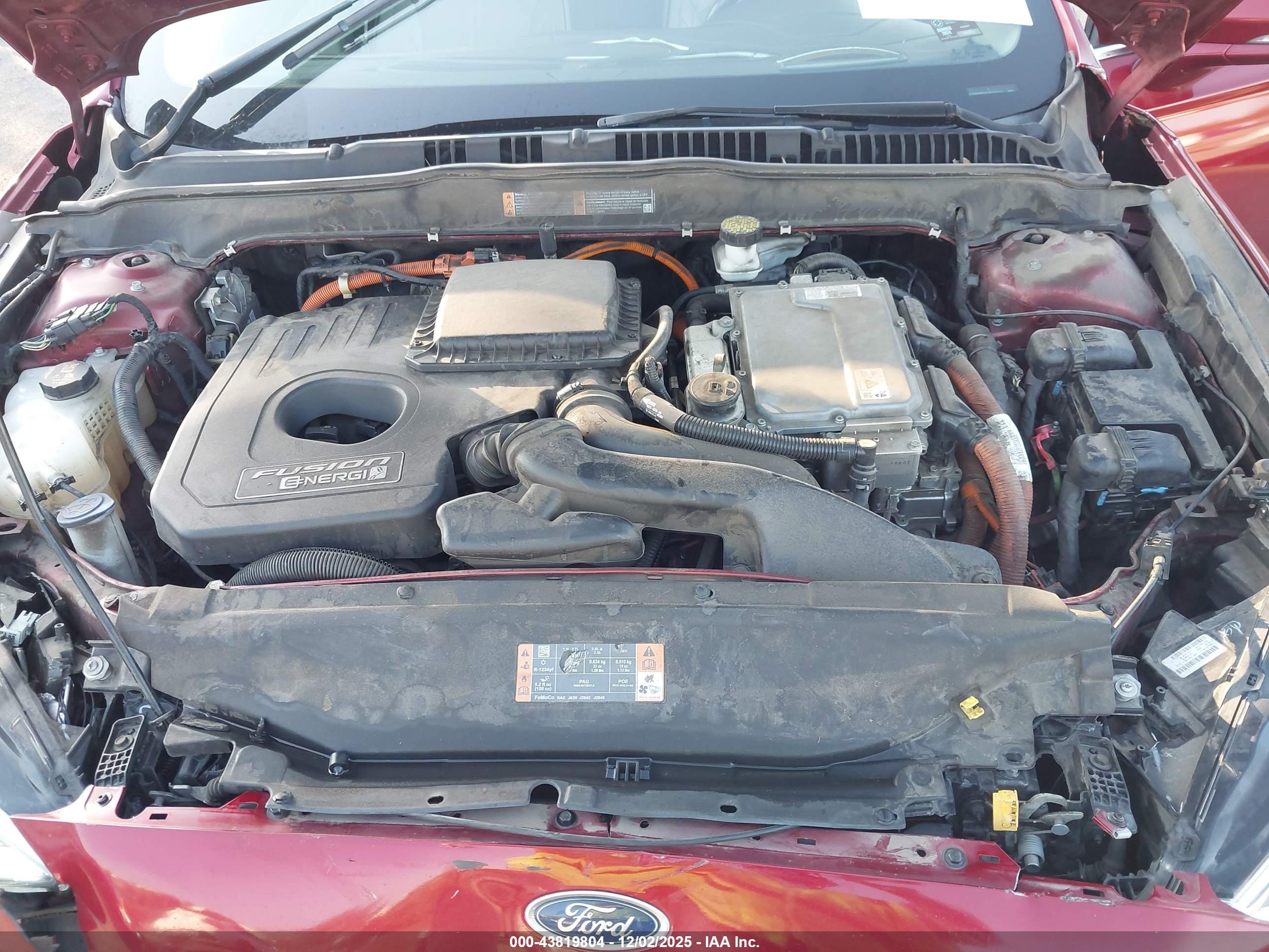 FORD FUSION image 10