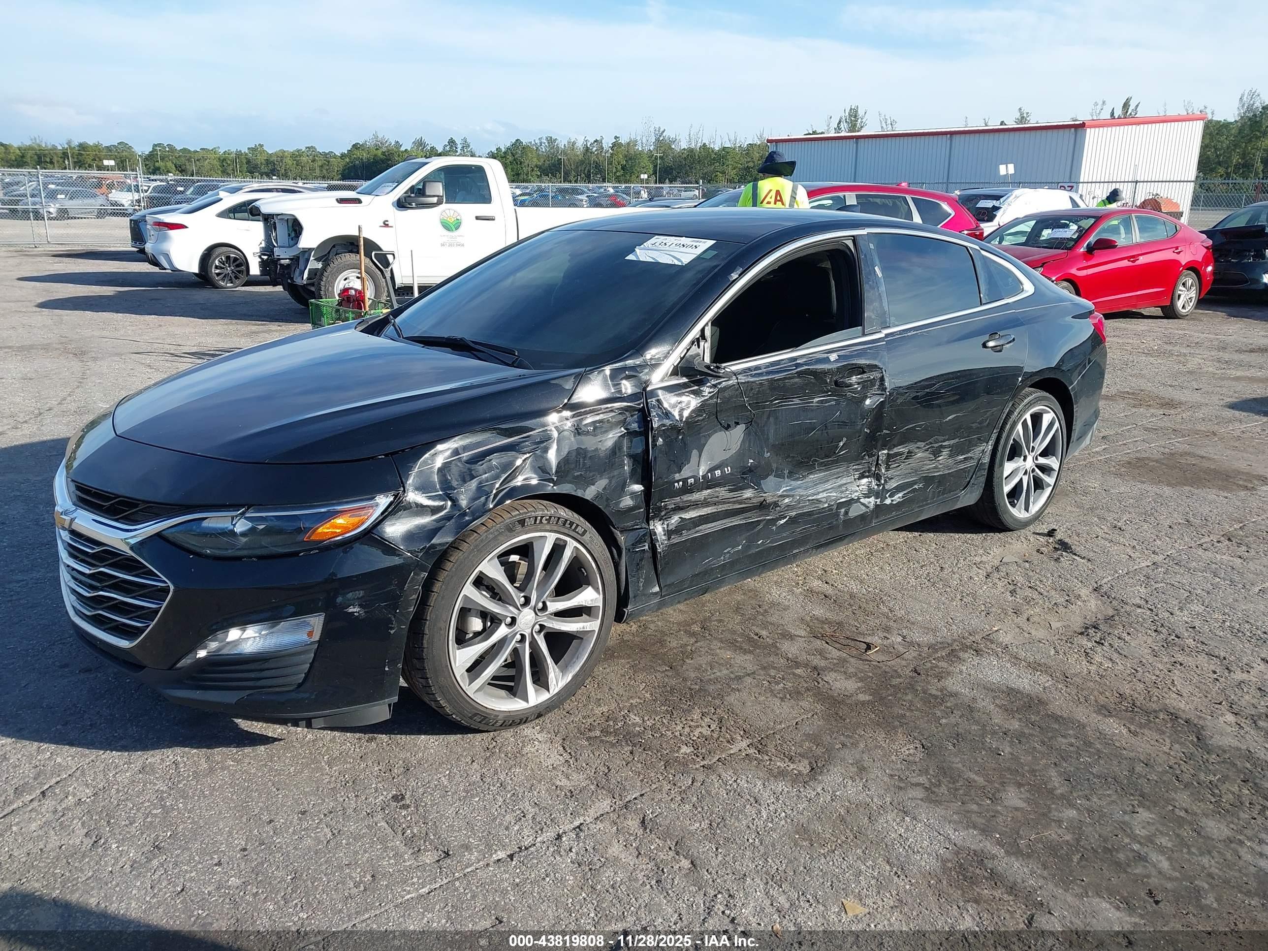 CHEVROLET MALIBU image 6