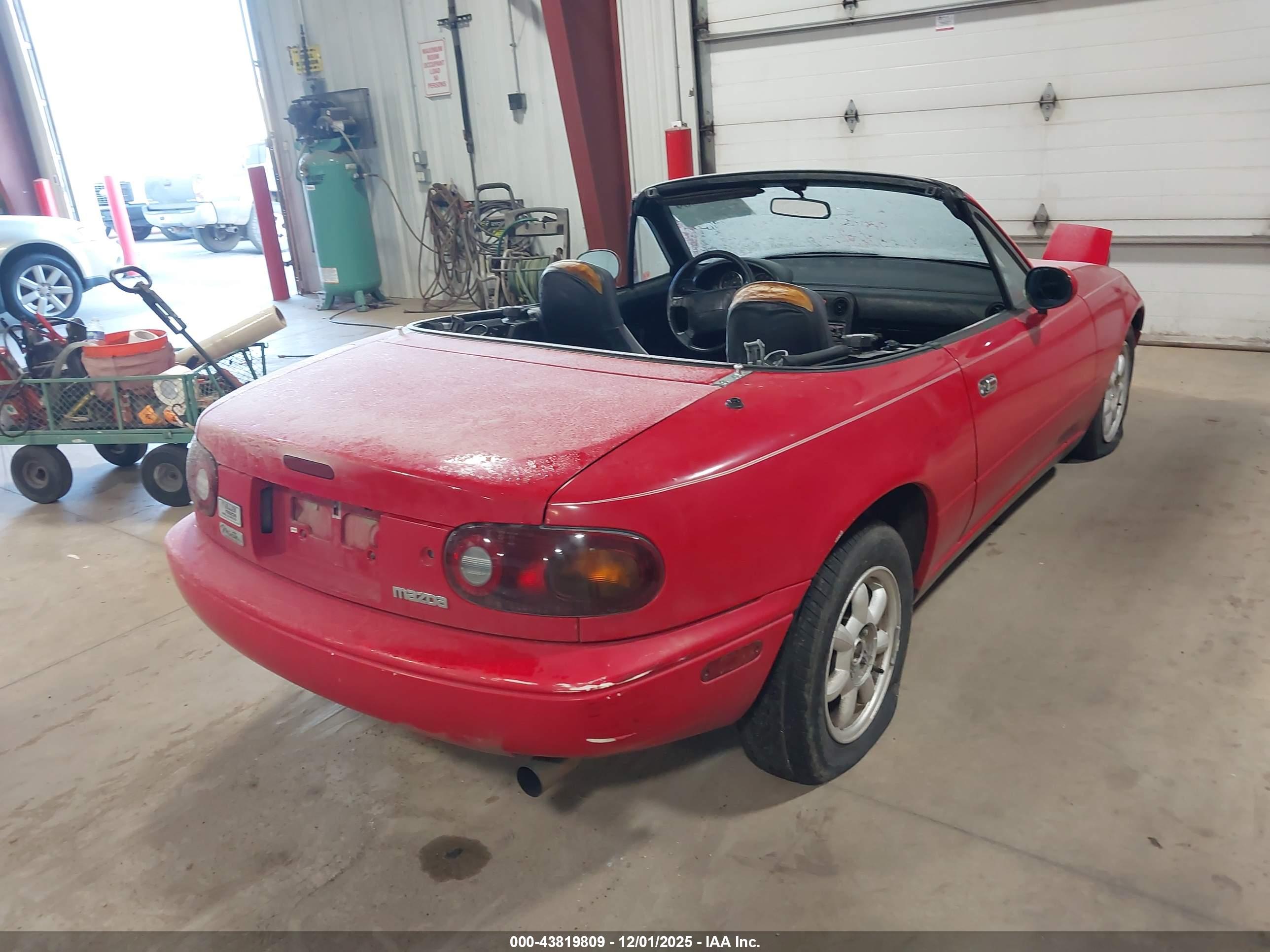 MAZDA MX-5 image 4