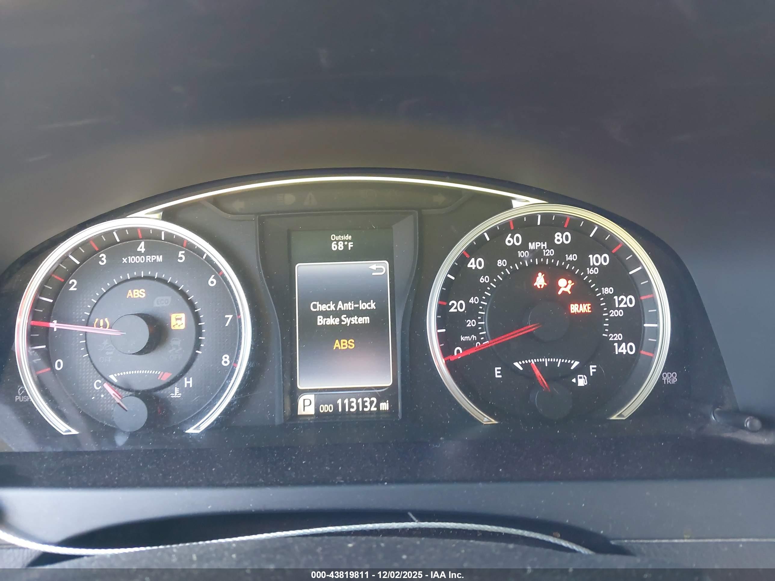TOYOTA CAMRY image 7