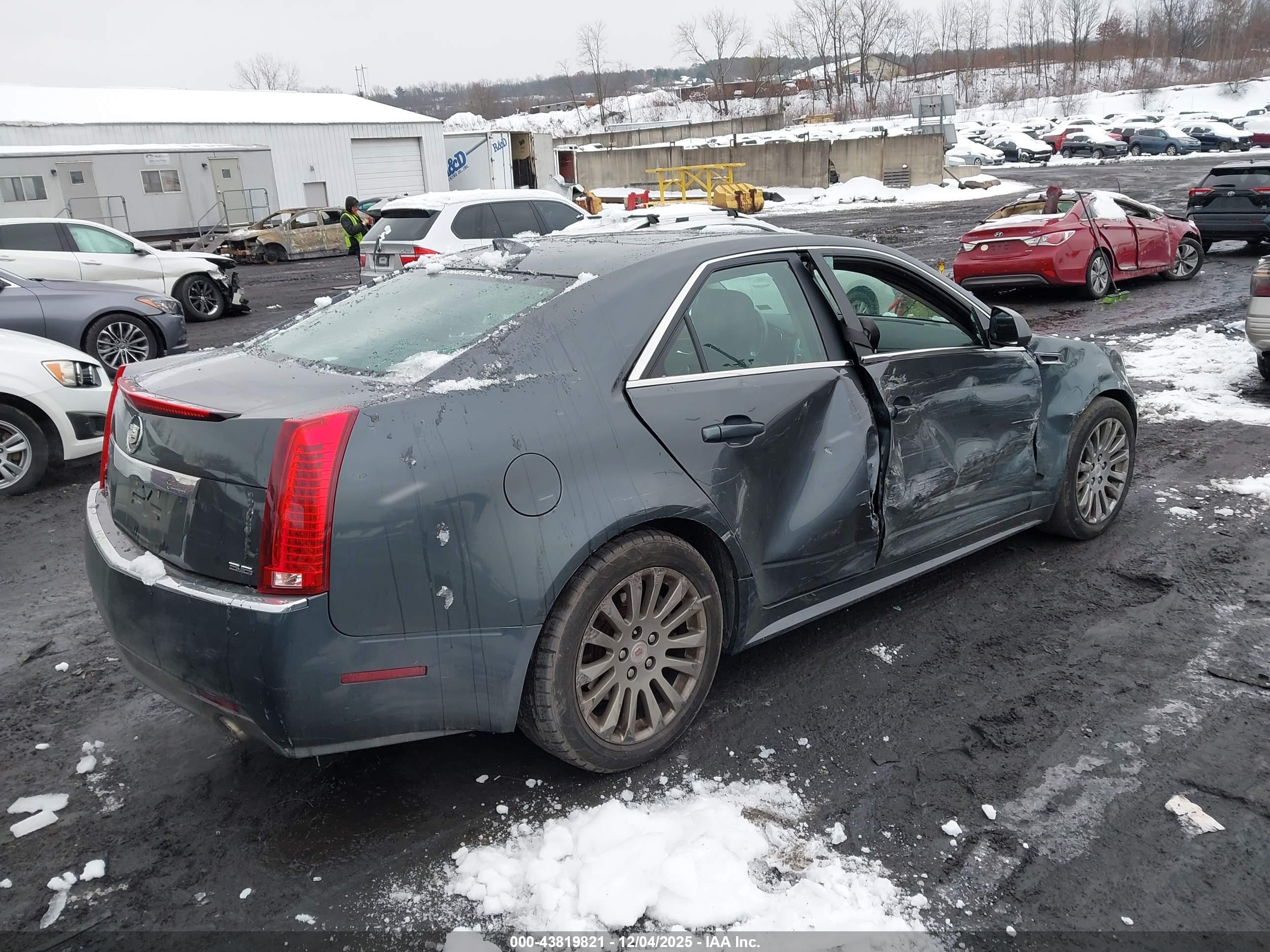 CADILLAC CTS image 4