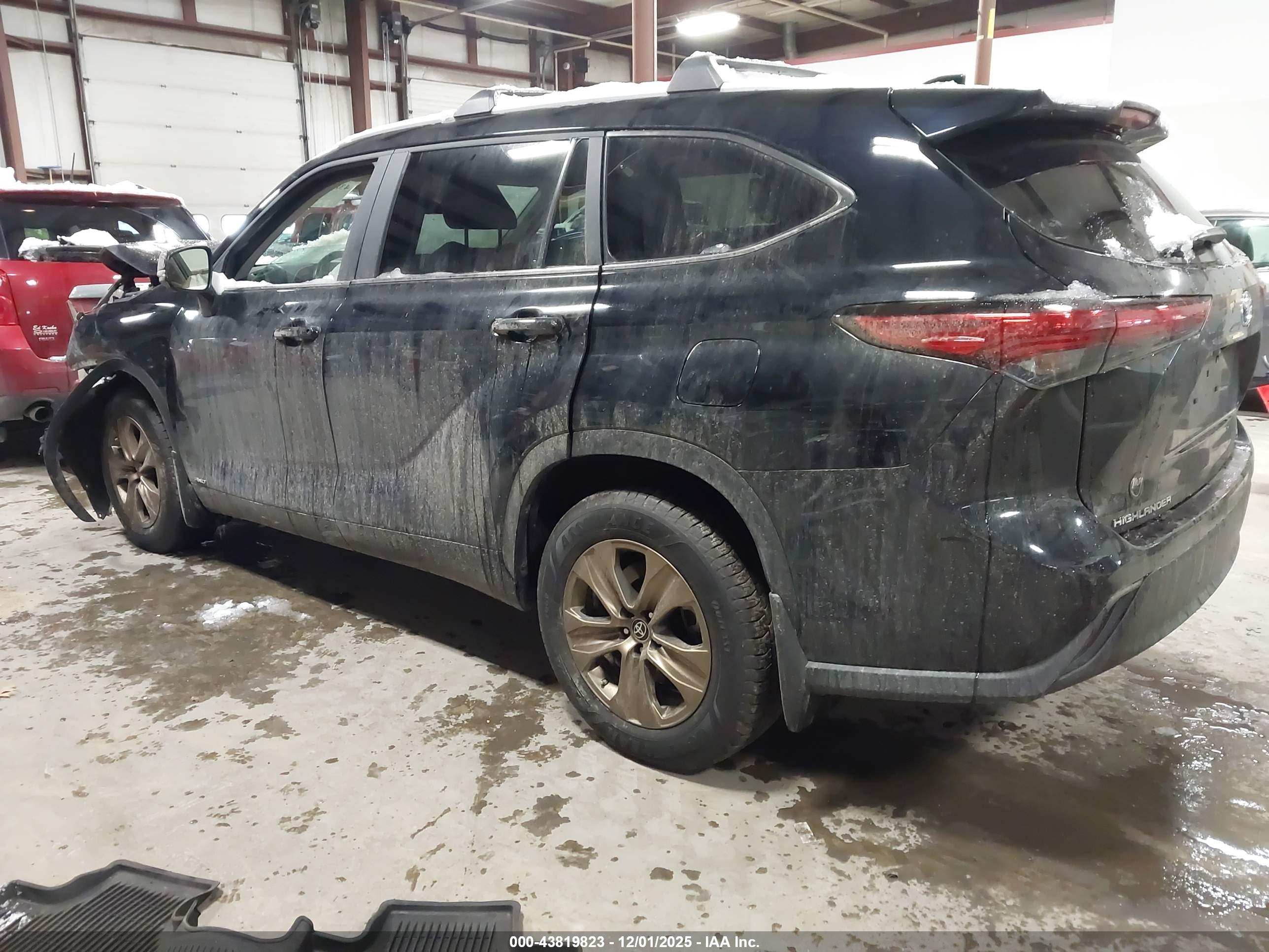 TOYOTA HIGHLANDER image 3