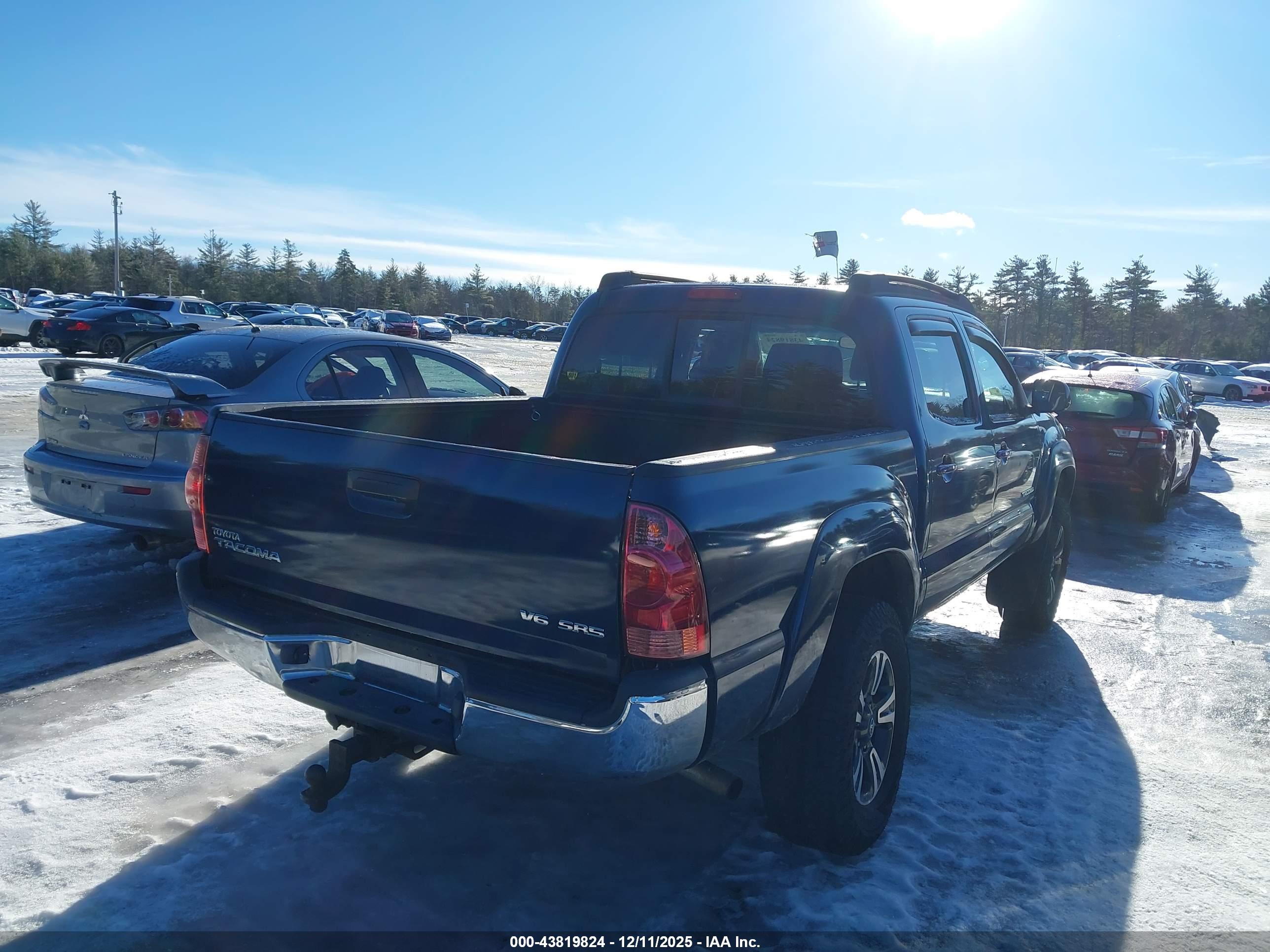 TOYOTA TACOMA image 4