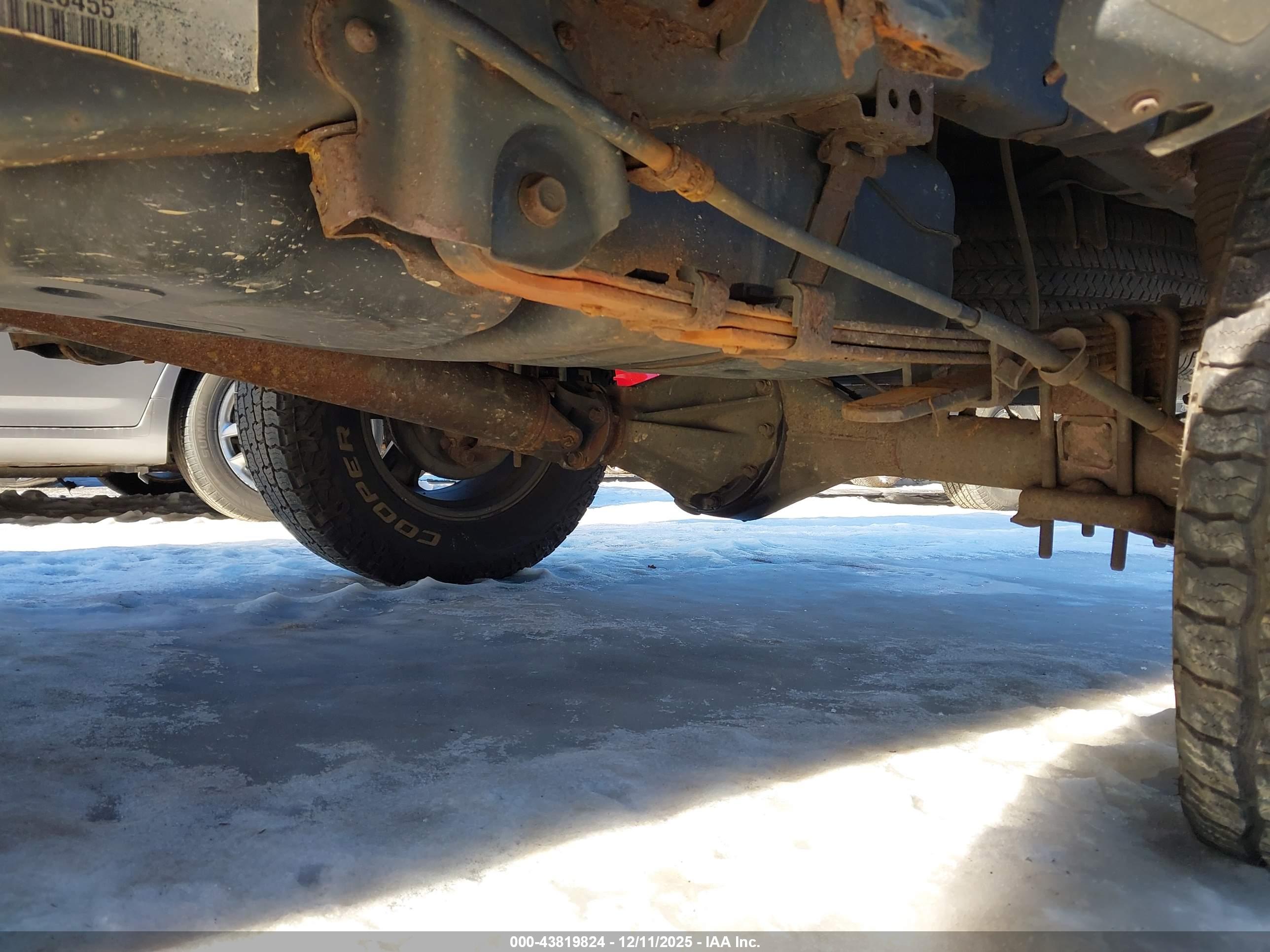 TOYOTA TACOMA image 6