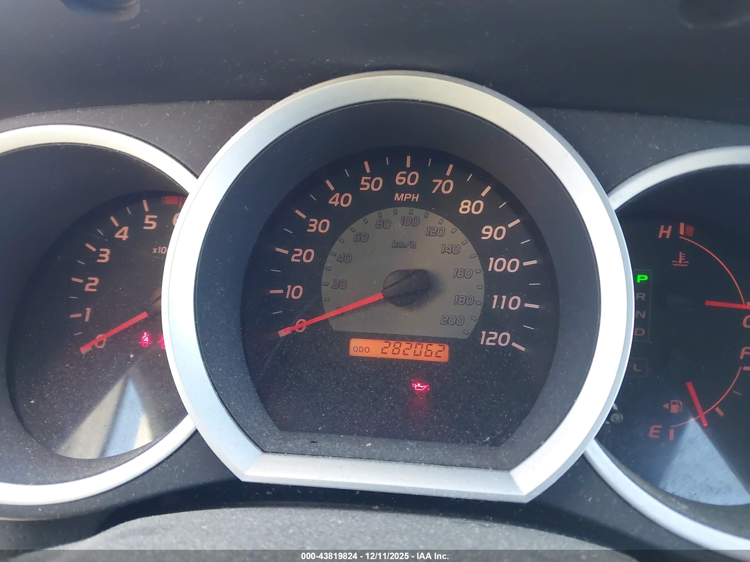 TOYOTA TACOMA image 7