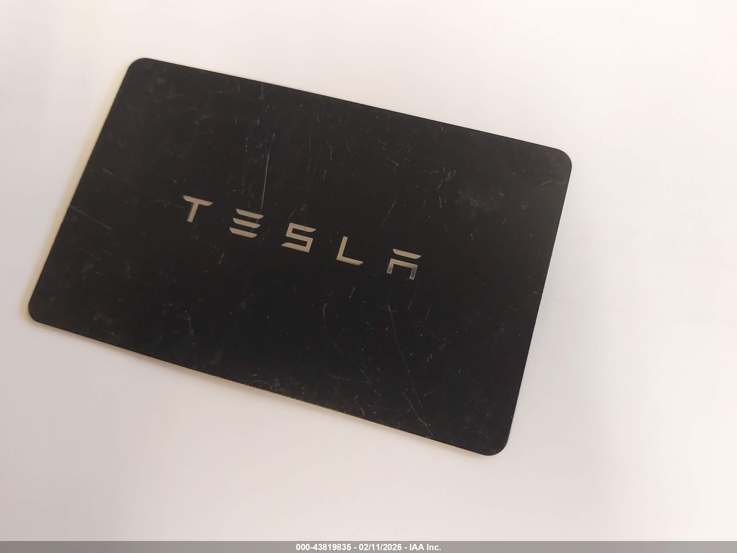 TESLA MODEL image 11