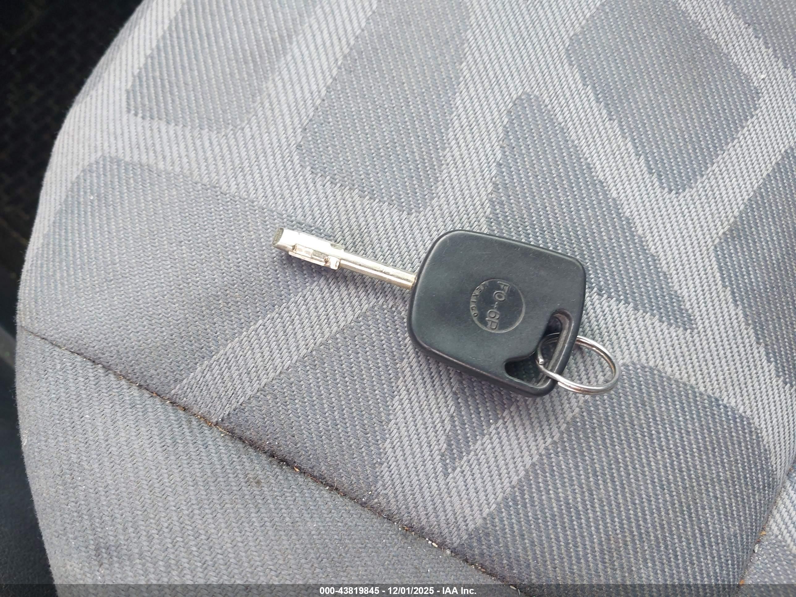 FORD TRANSIT image 11