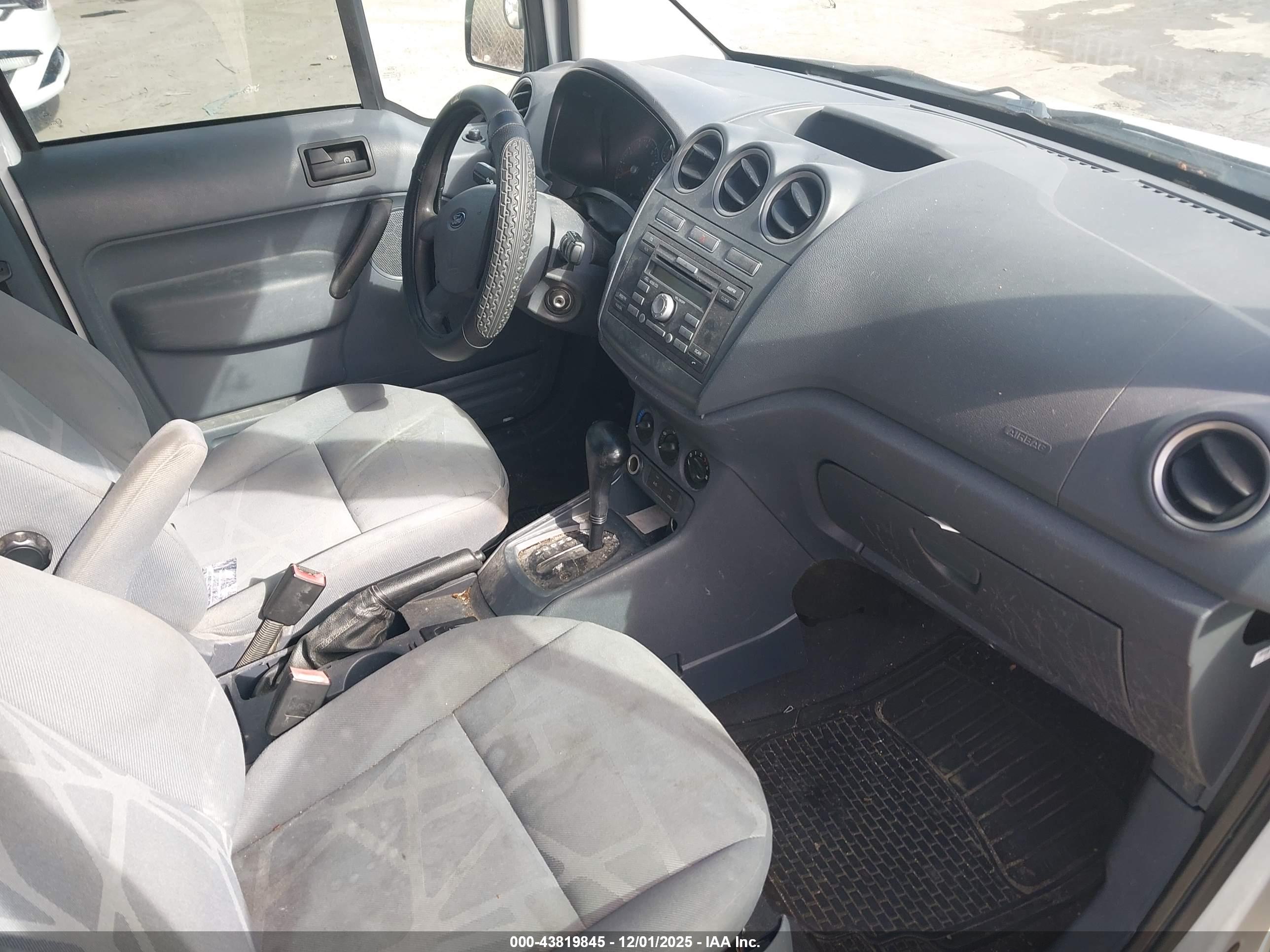 FORD TRANSIT image 5