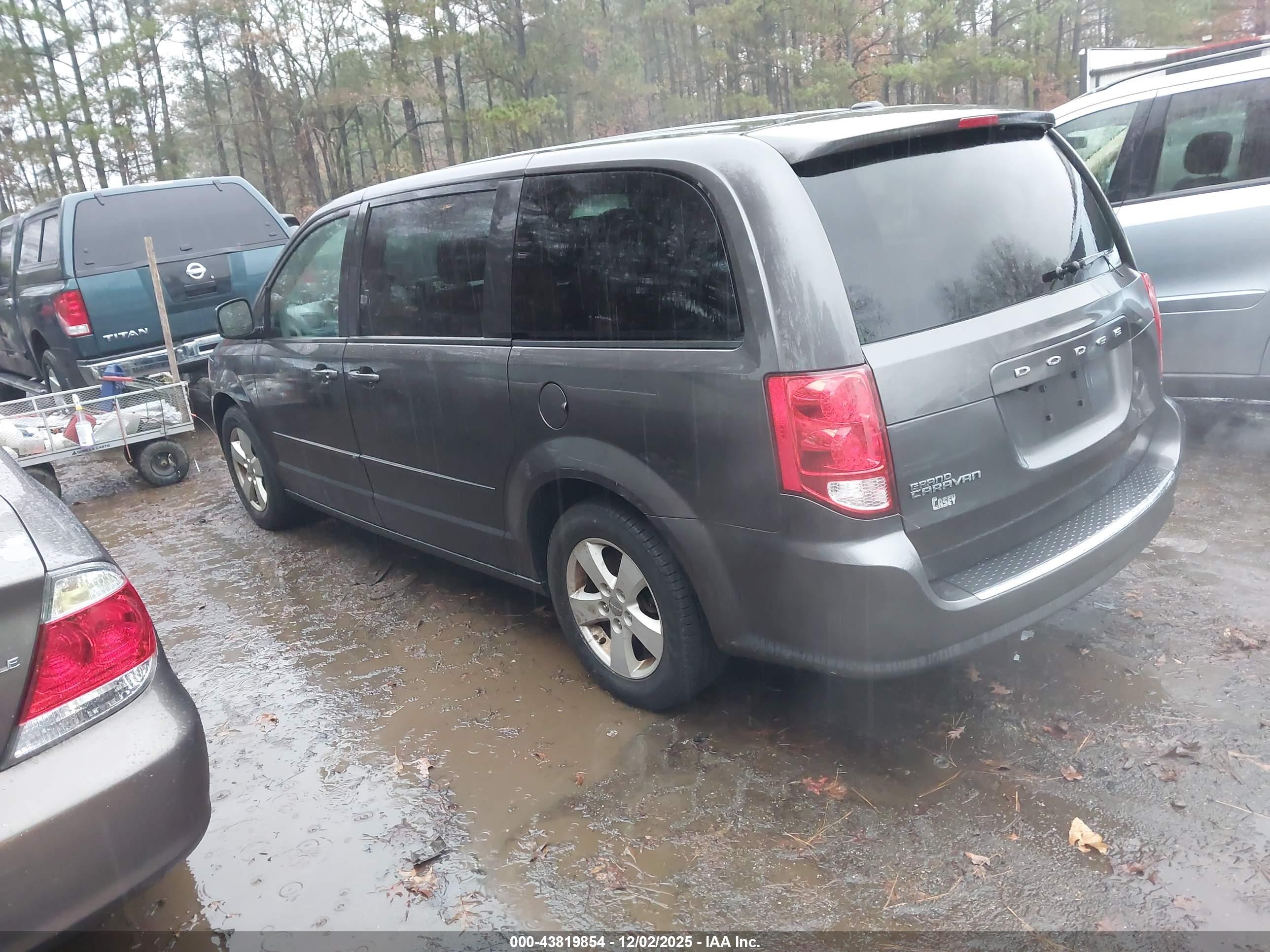 DODGE GRAND image 3