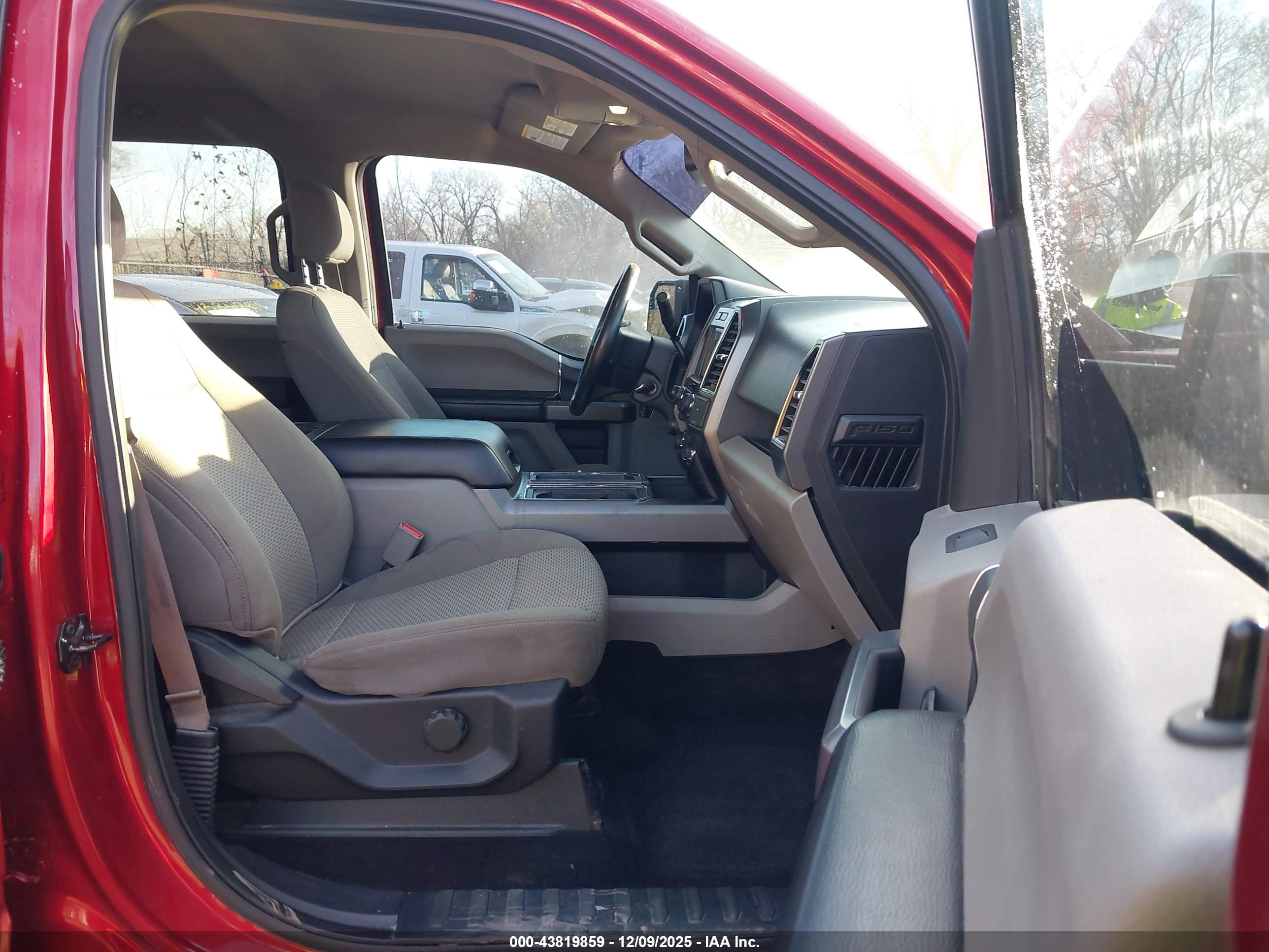 FORD F-150 image 5