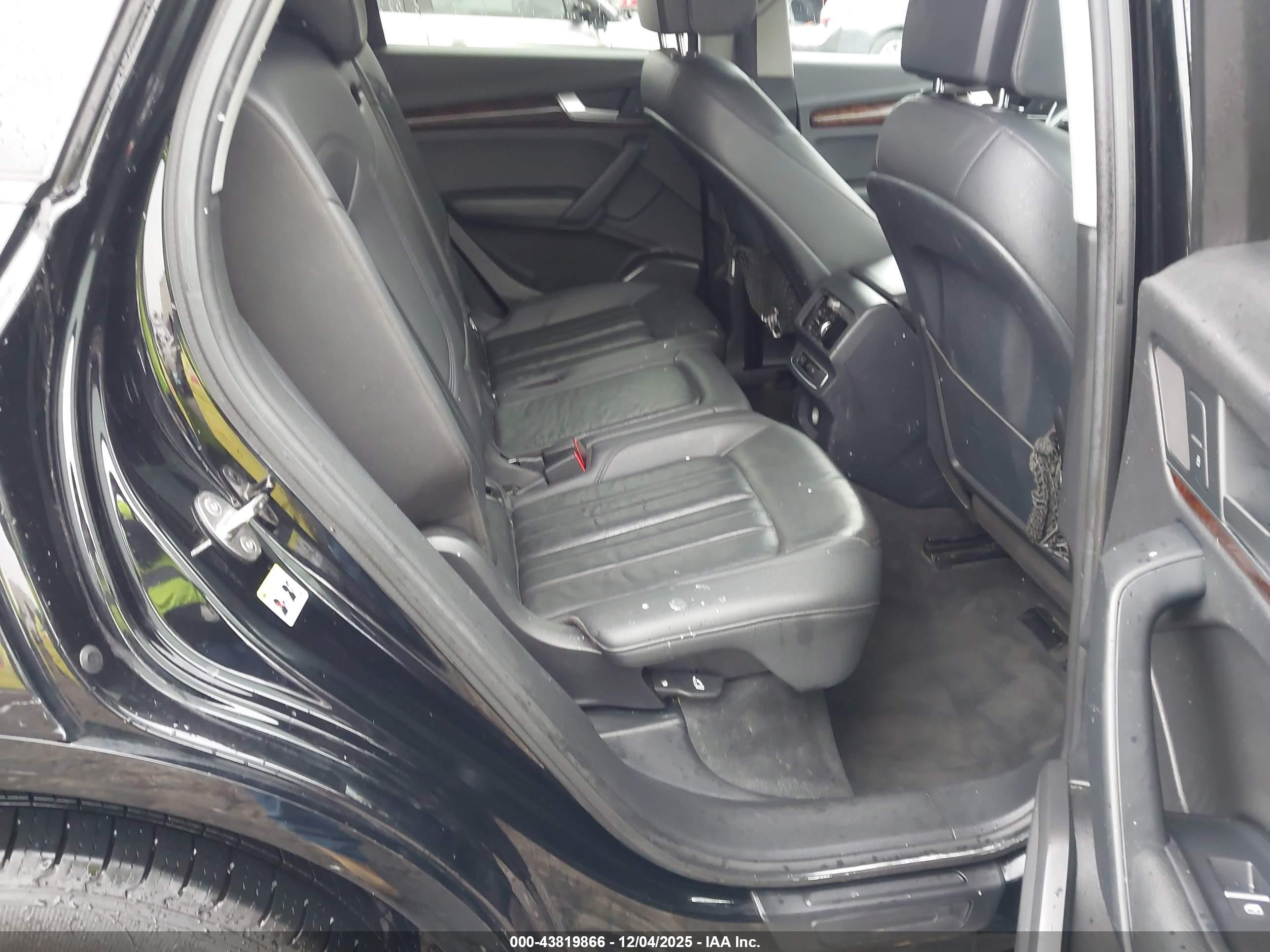 AUDI Q5 image 8