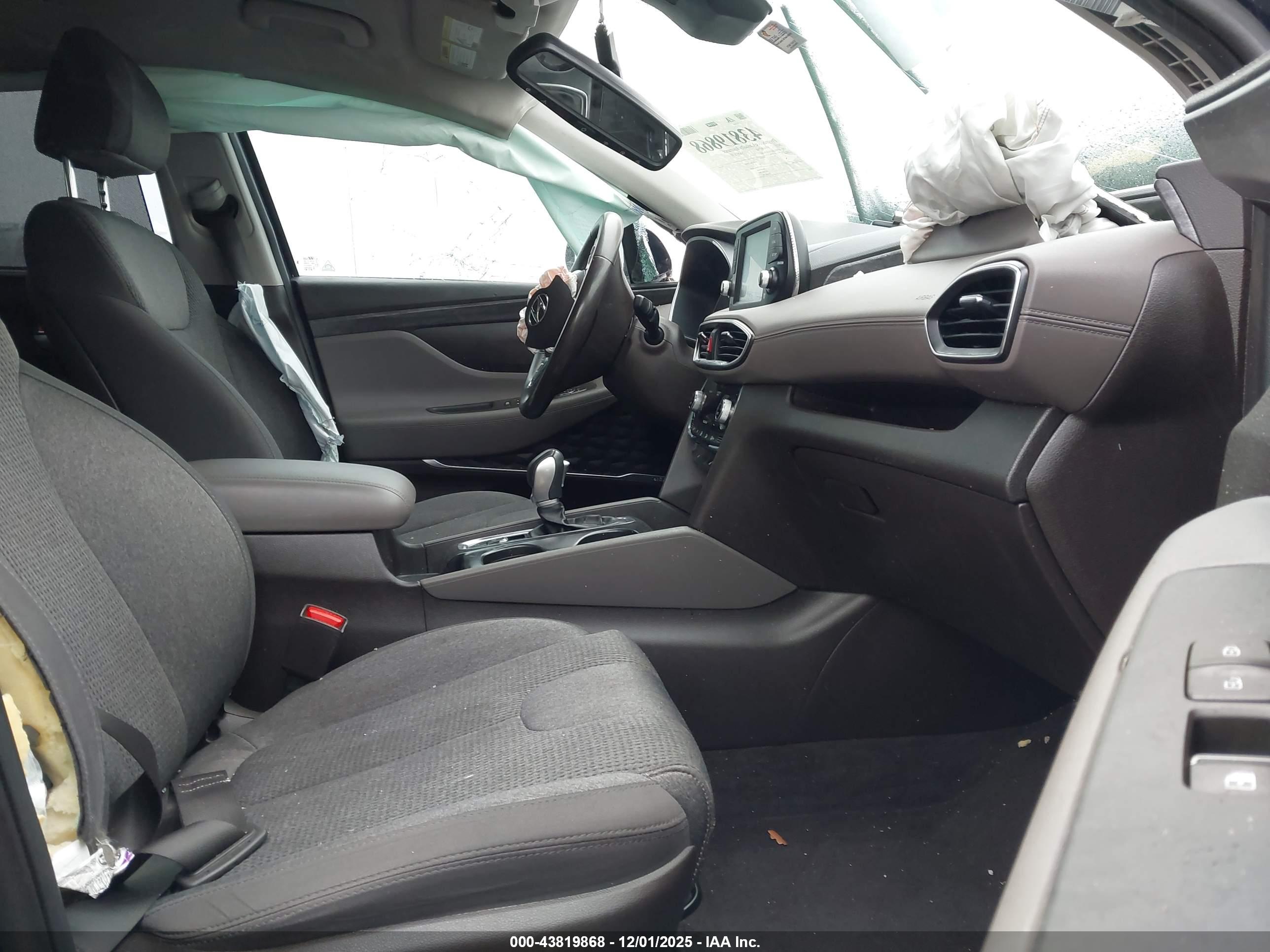 HYUNDAI SANTA image 5