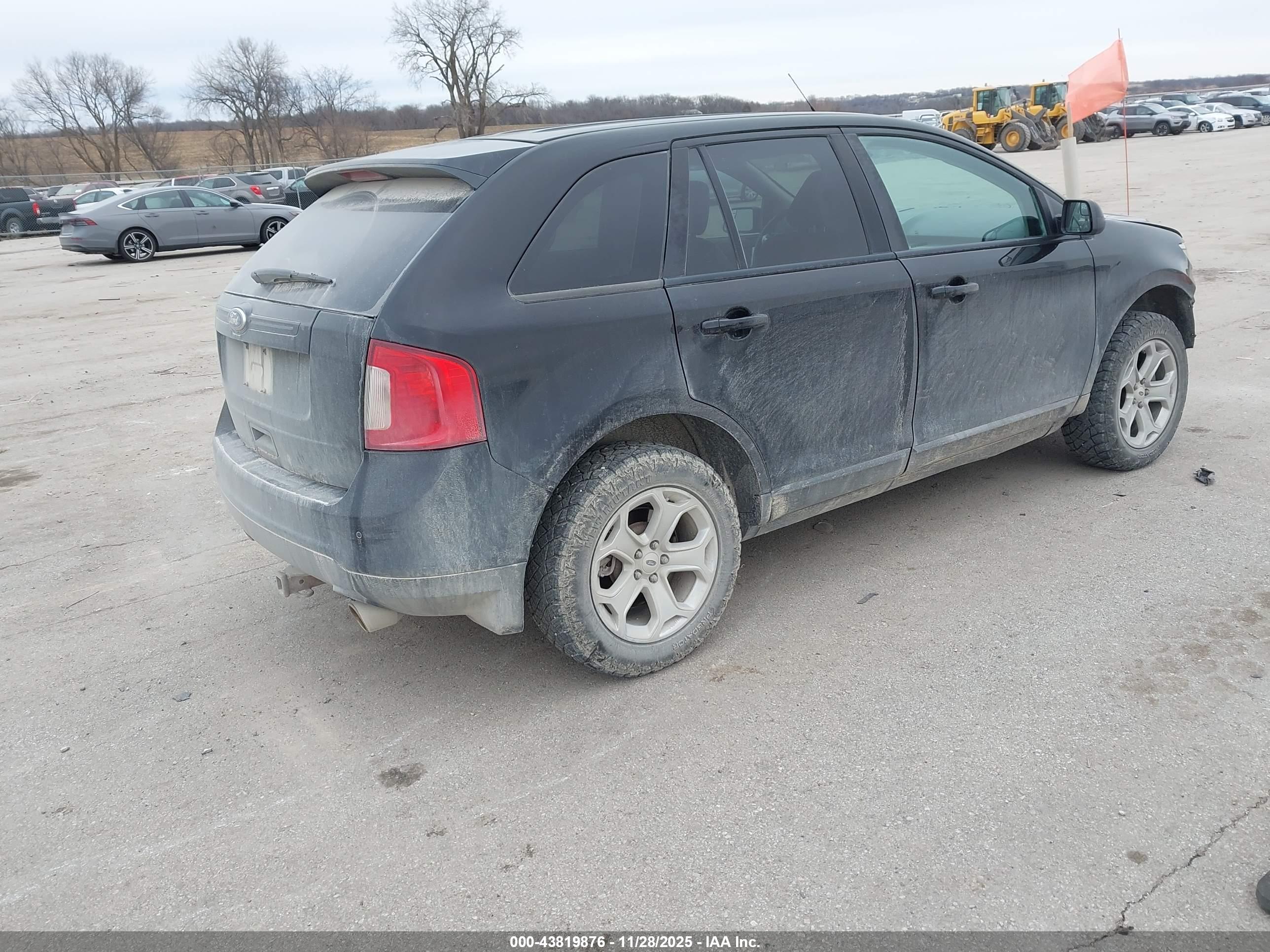 FORD EDGE image 4