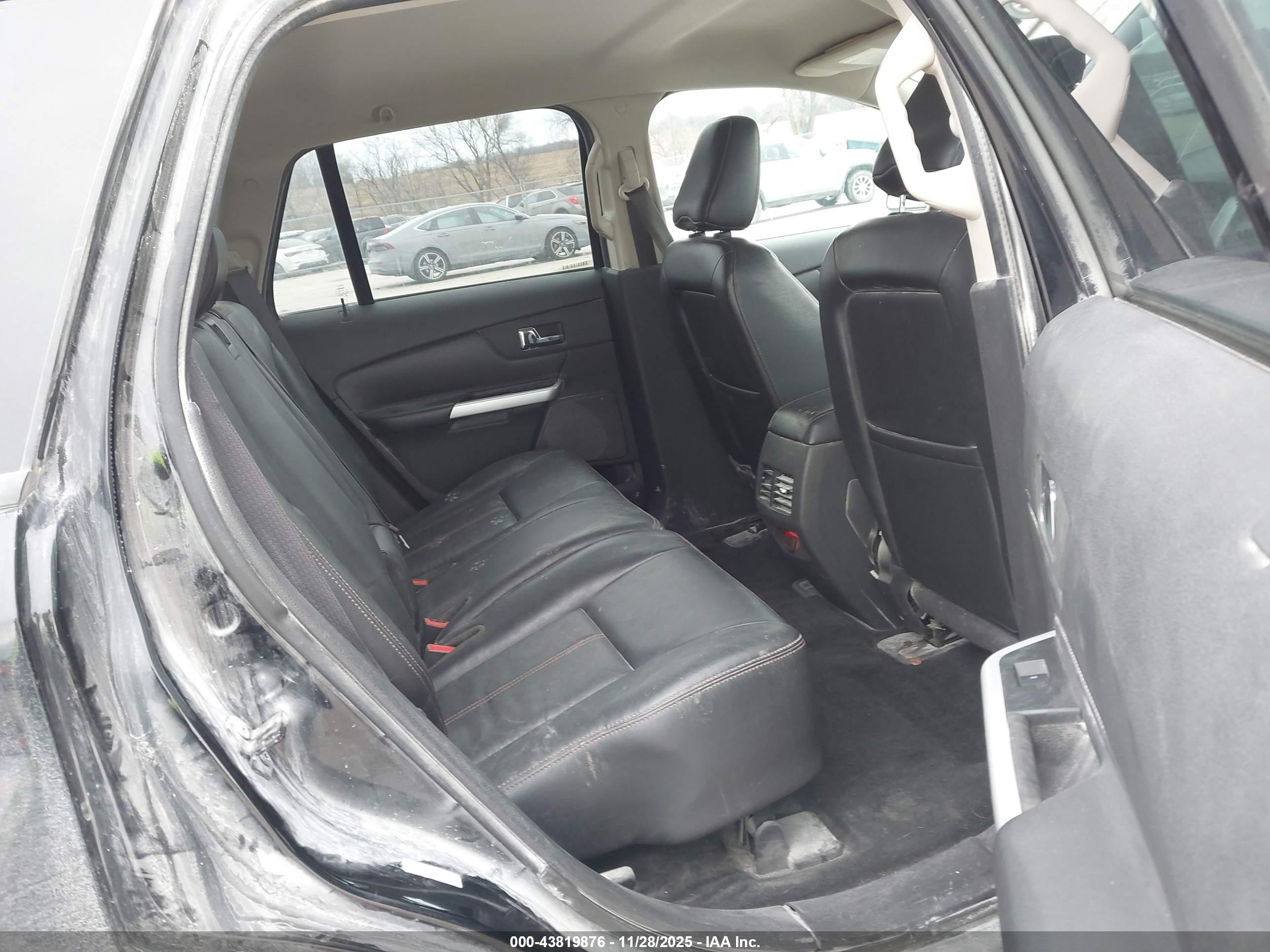 FORD EDGE image 8