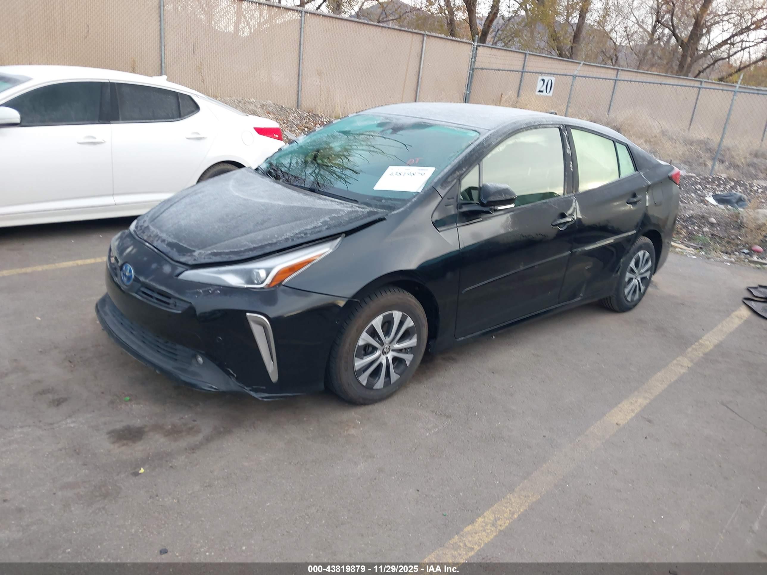 TOYOTA PRIUS image 2