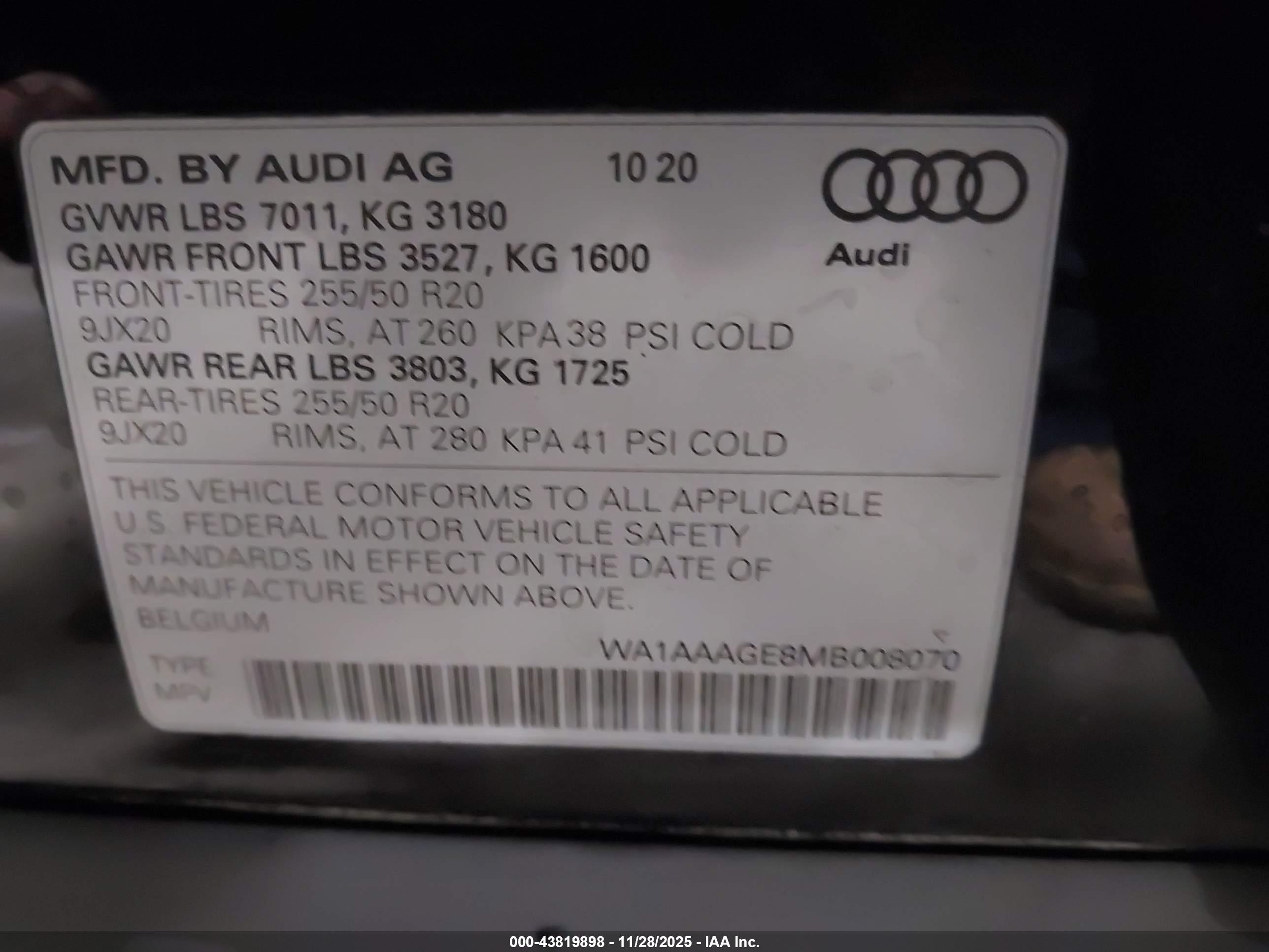 AUDI E-TRON image 9