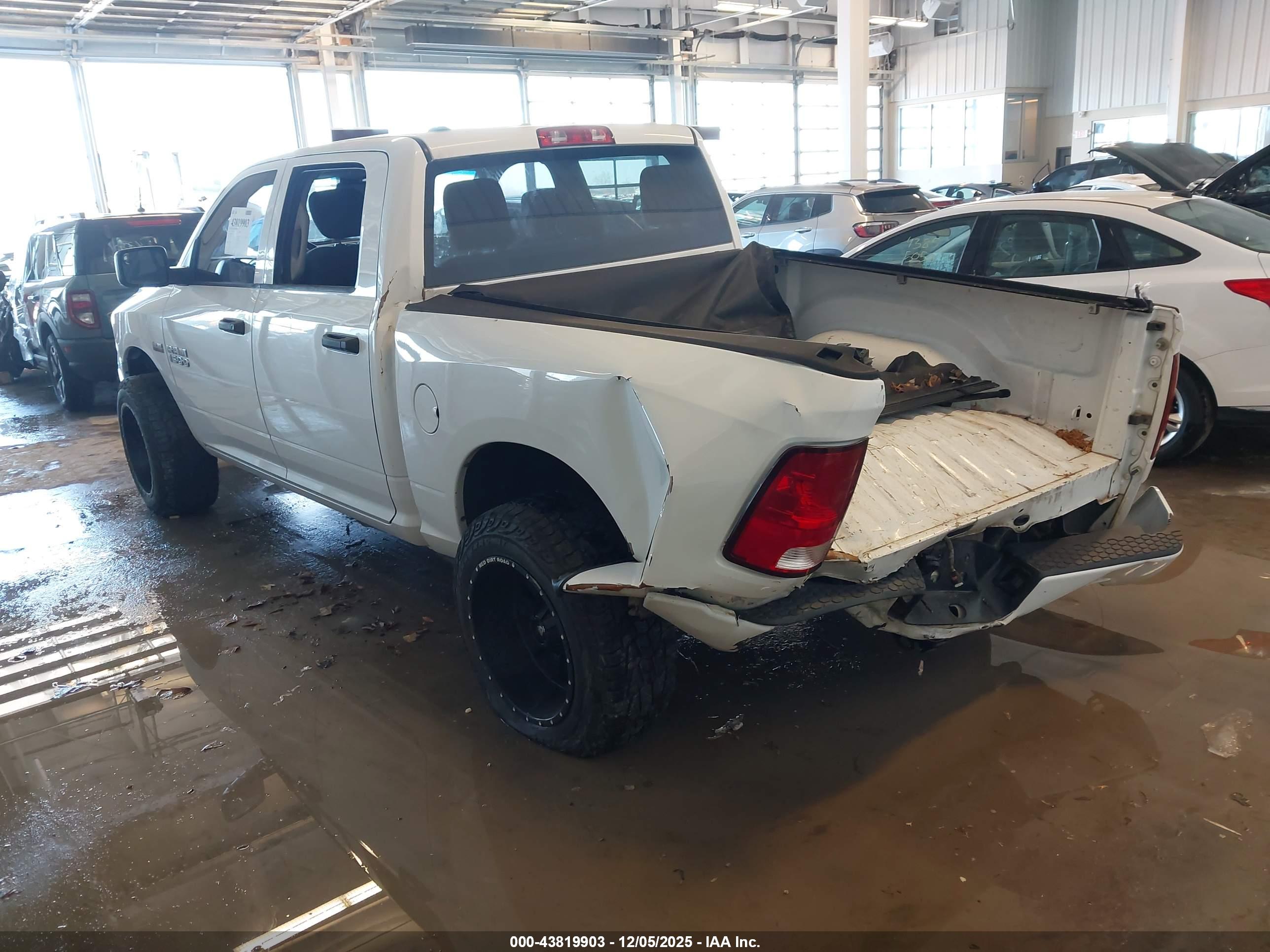 RAM 1500 image 3