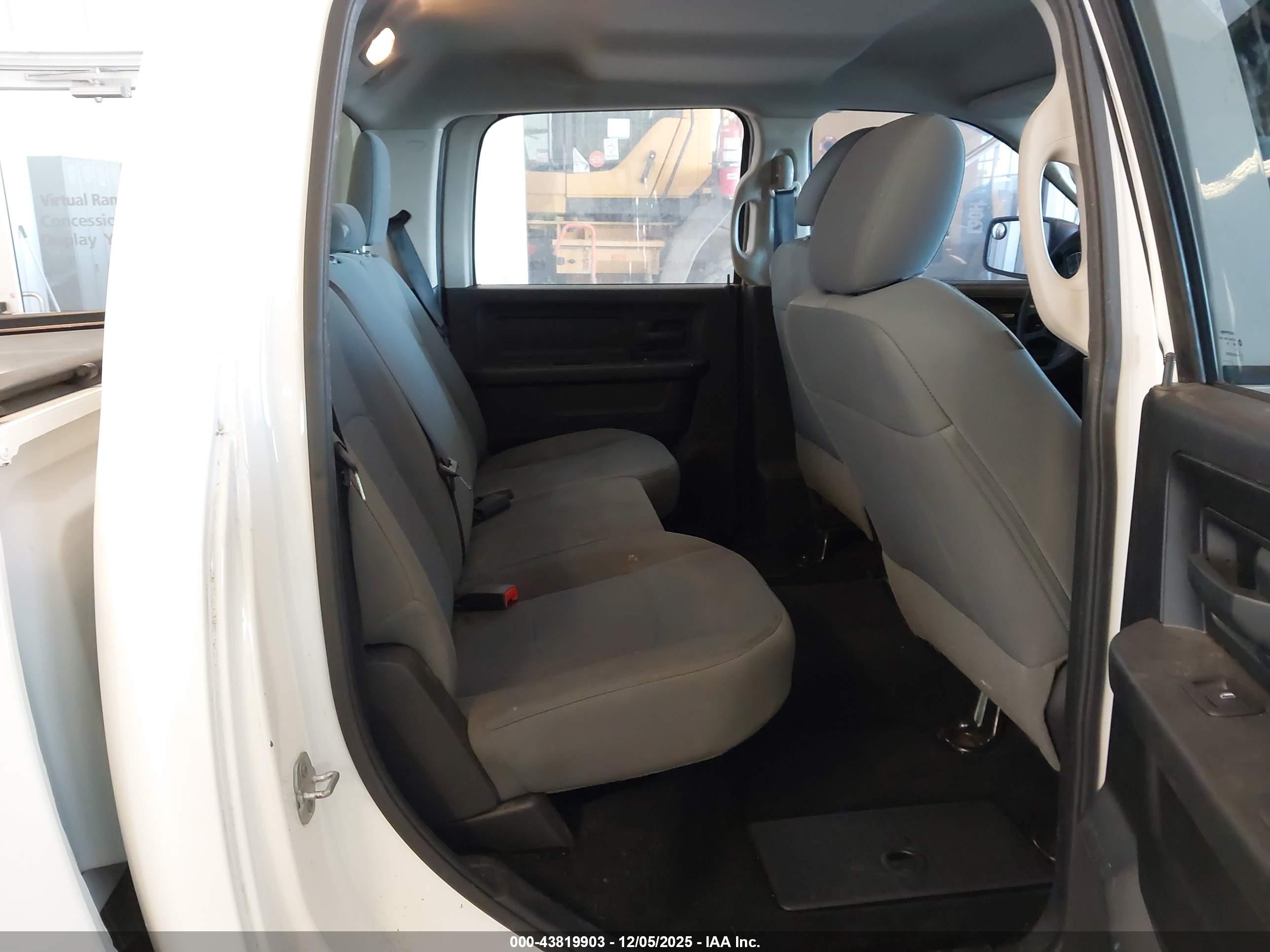 RAM 1500 image 8