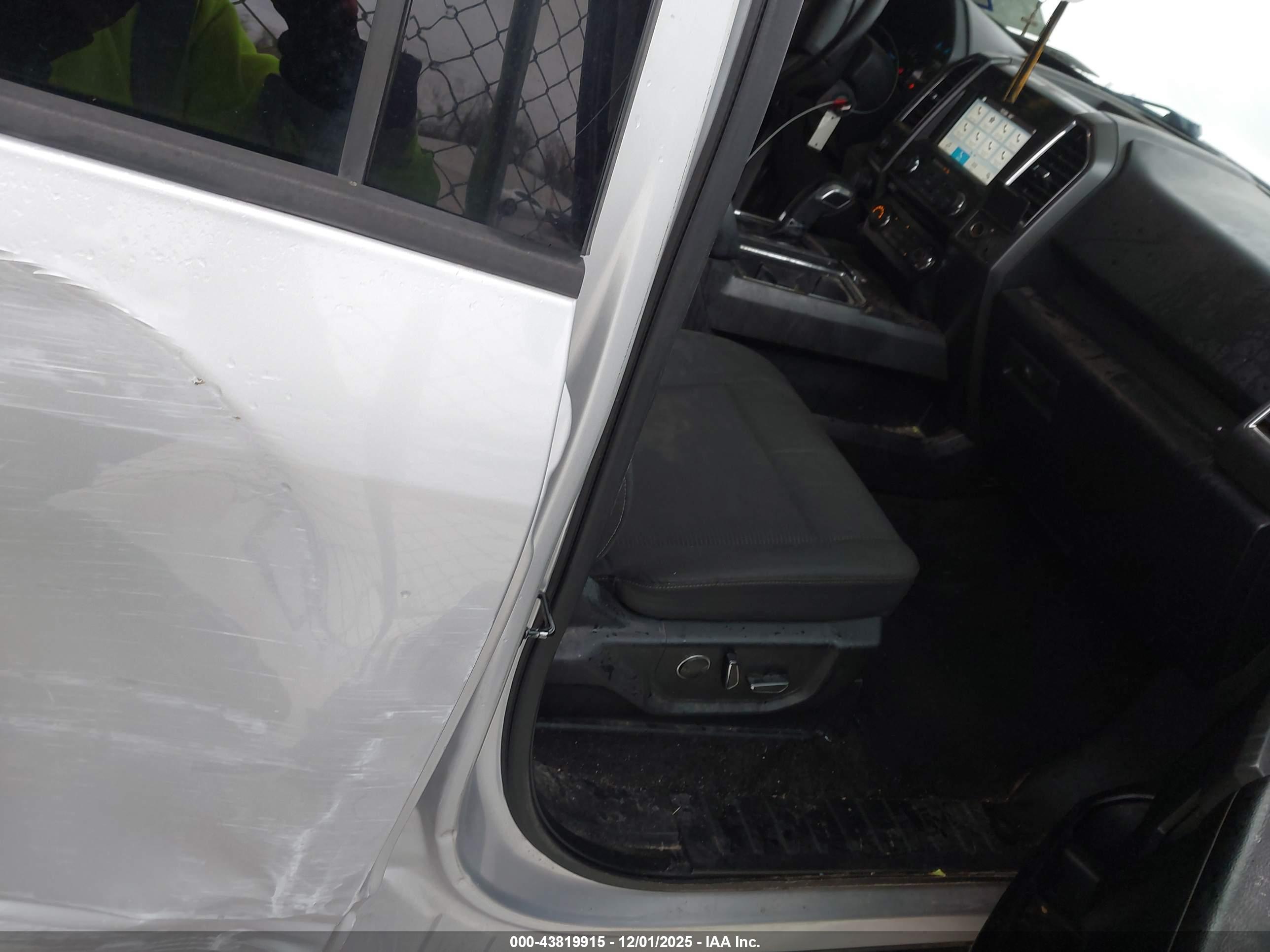 FORD F-150 image 5