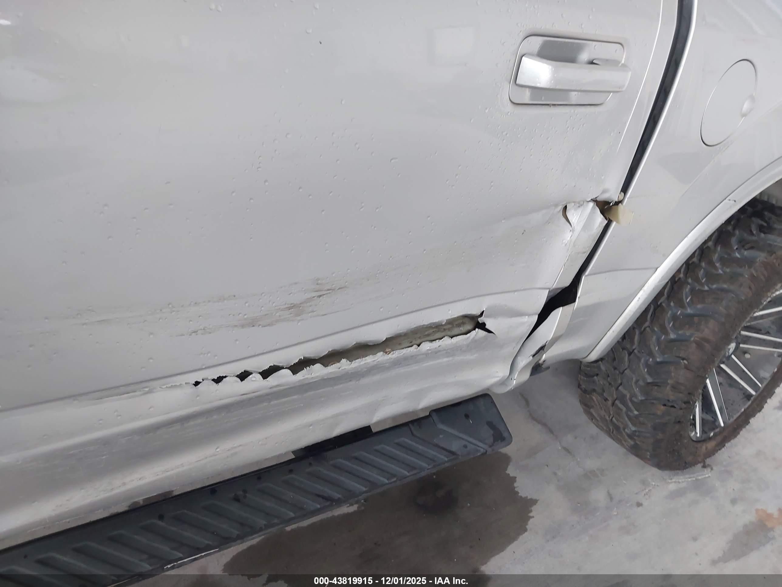 FORD F-150 image 6