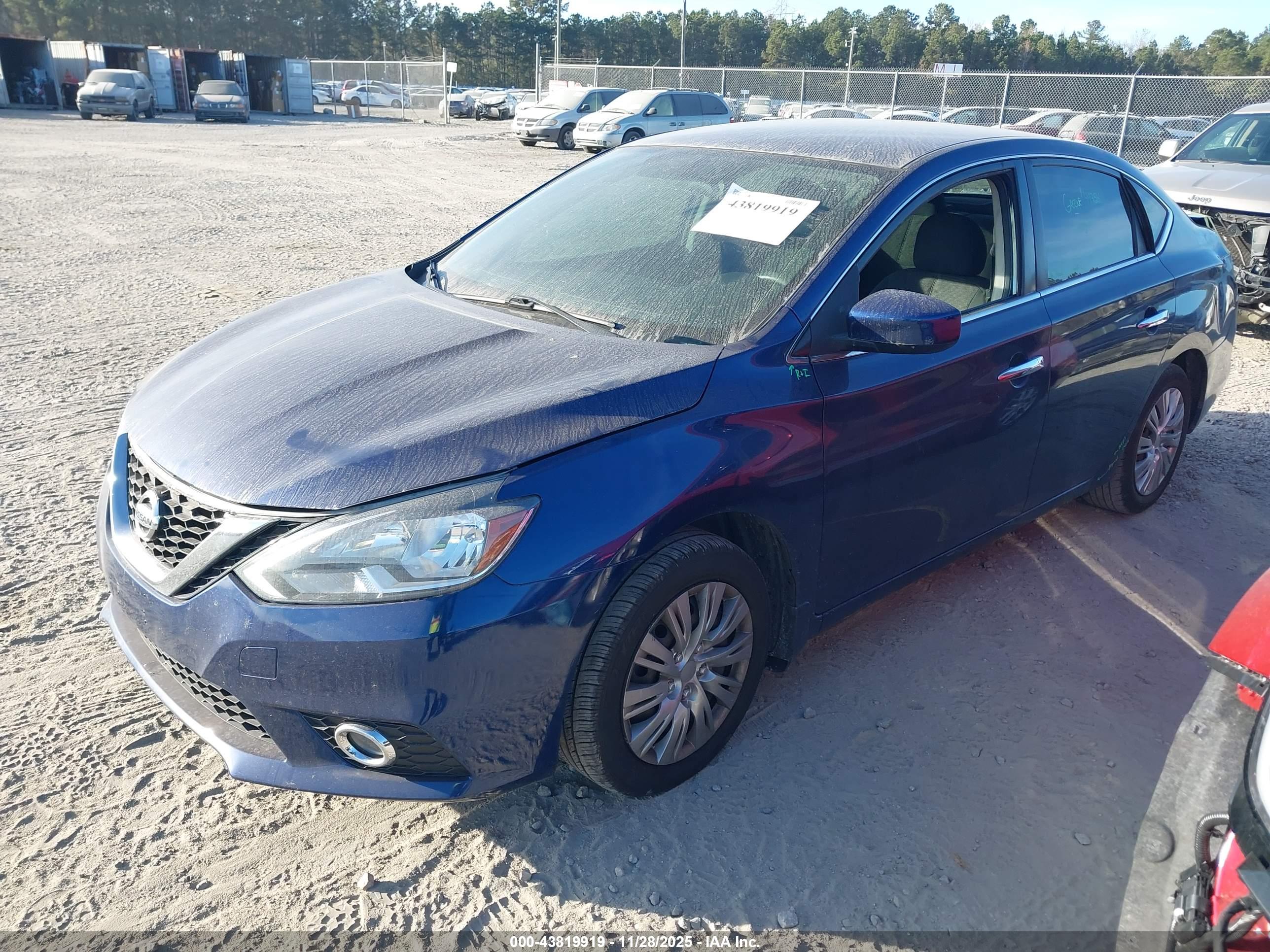 NISSAN SENTRA image 2