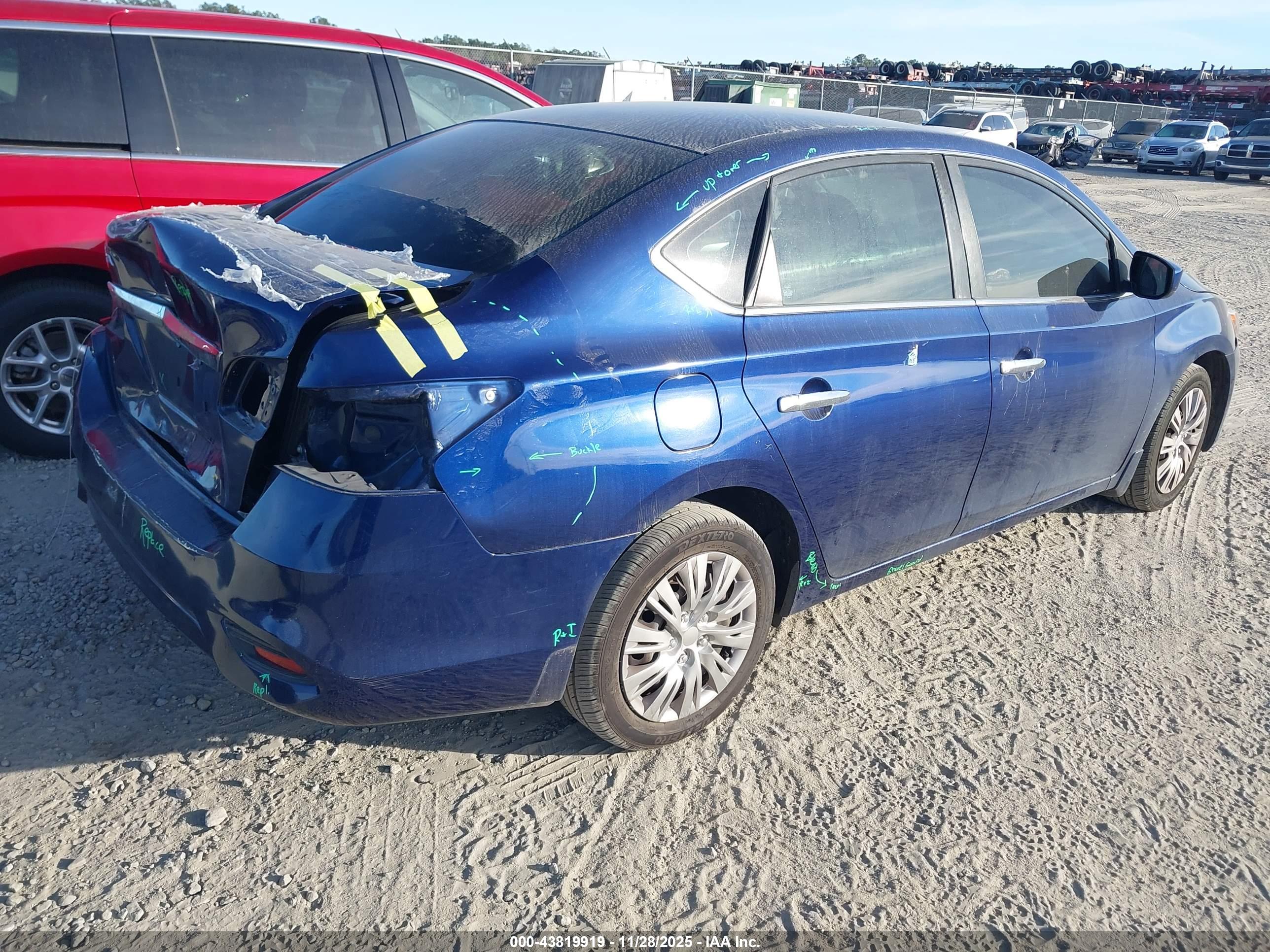 NISSAN SENTRA image 4