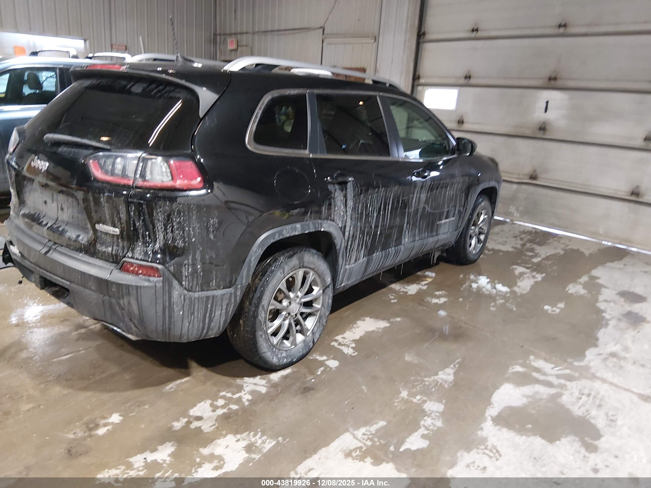 JEEP CHEROKEE image 4