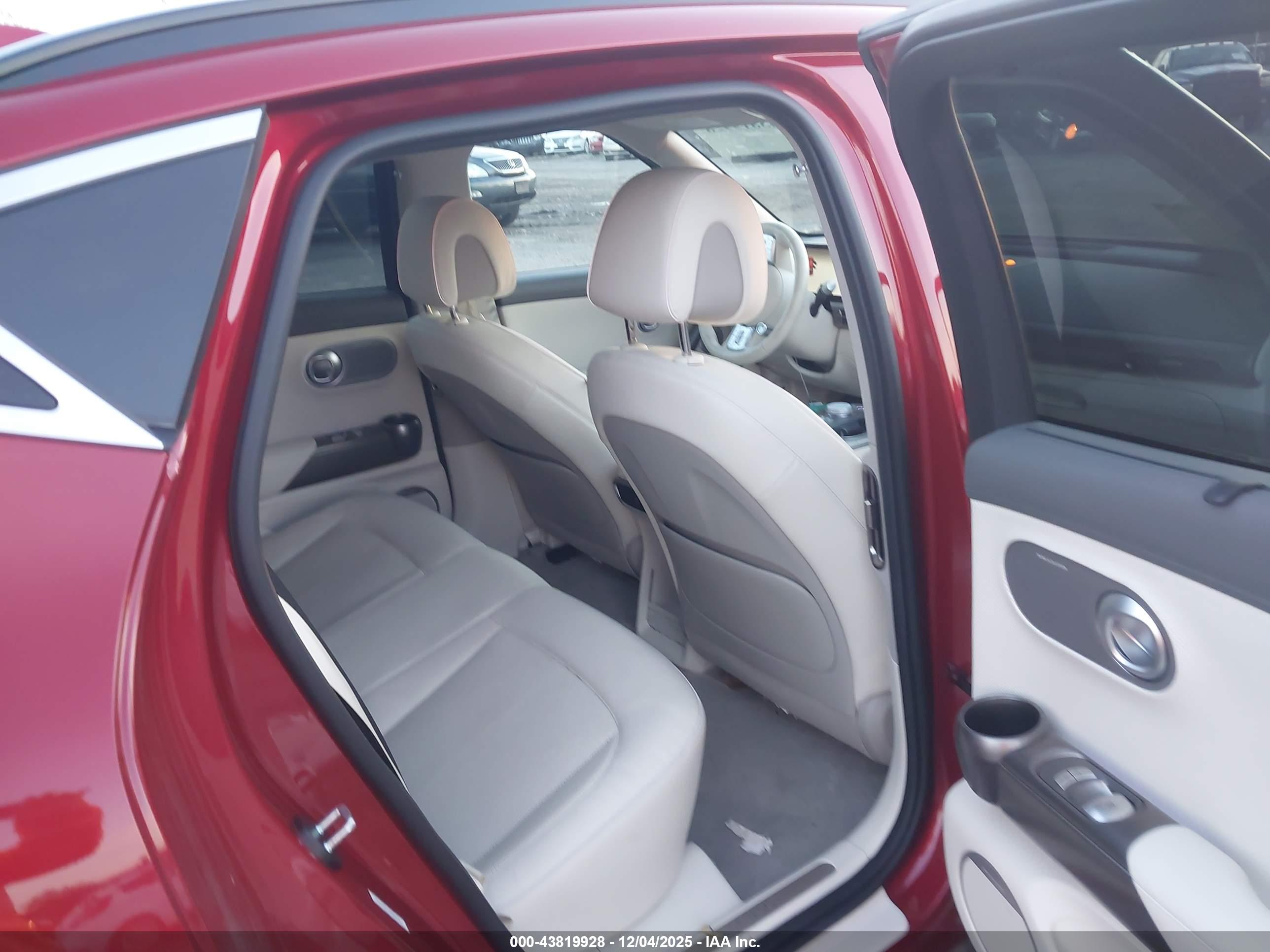 GENESIS GV60 image 8