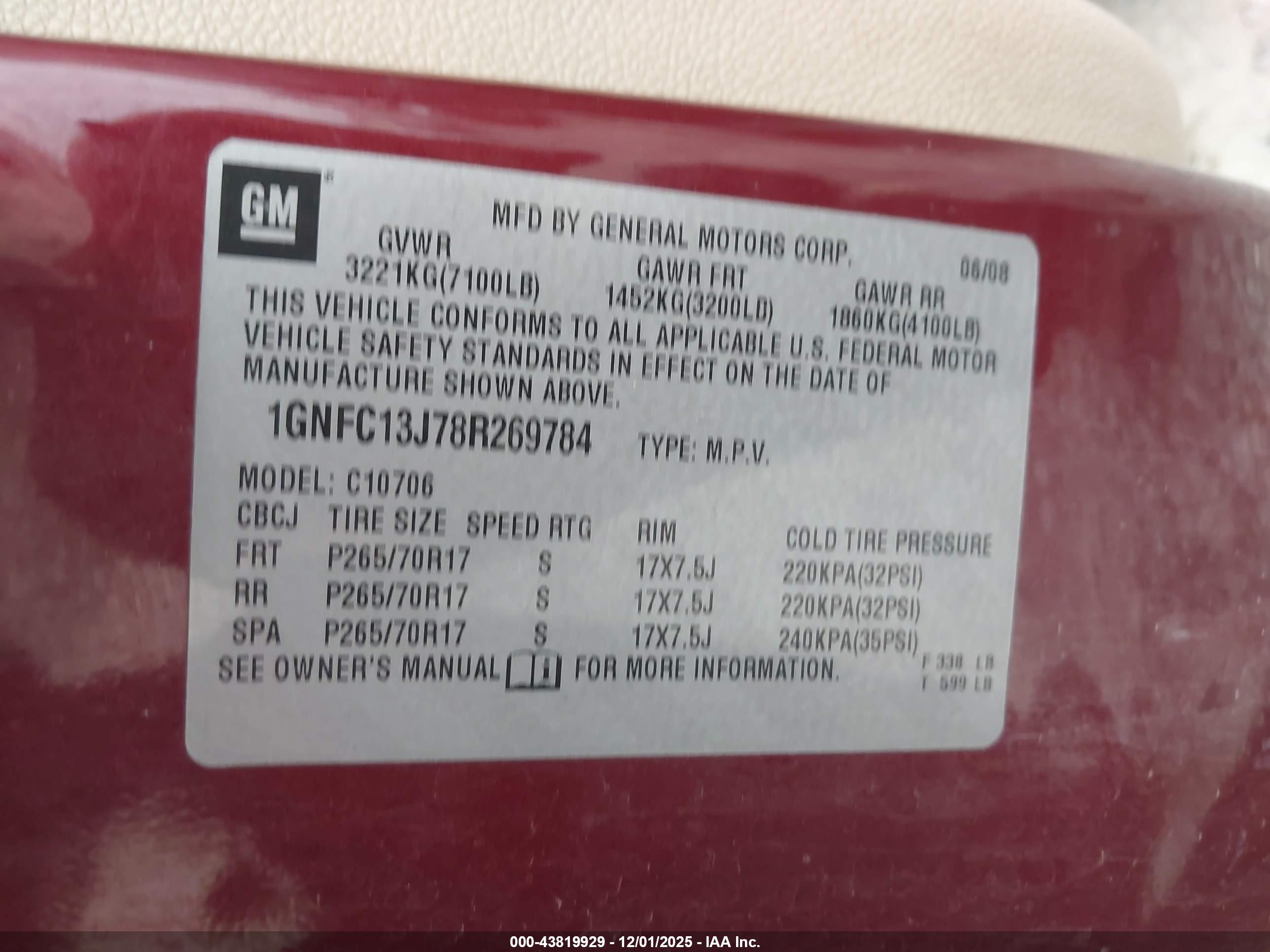 CHEVROLET TAHOE image 9