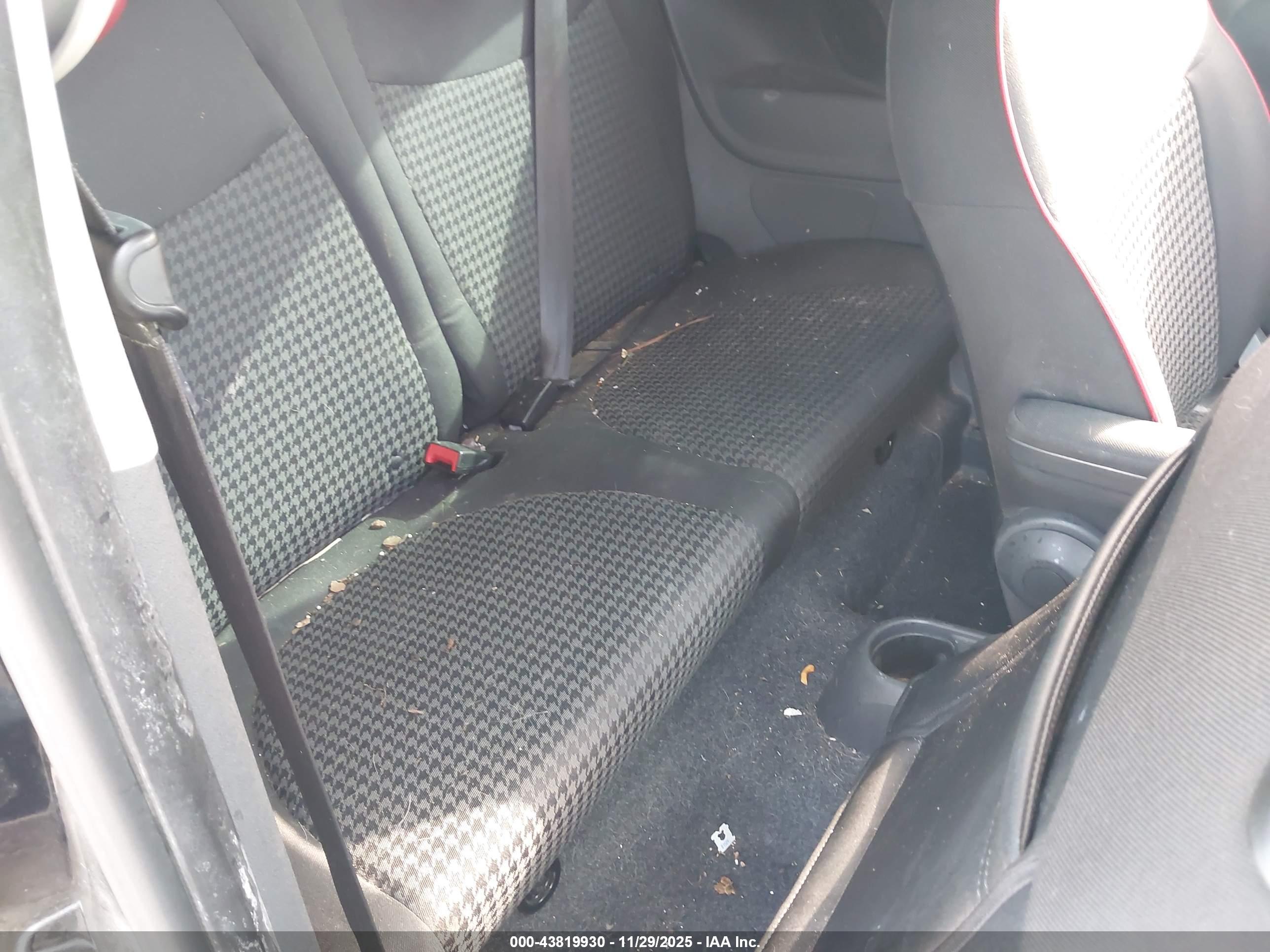 FIAT 500 image 8