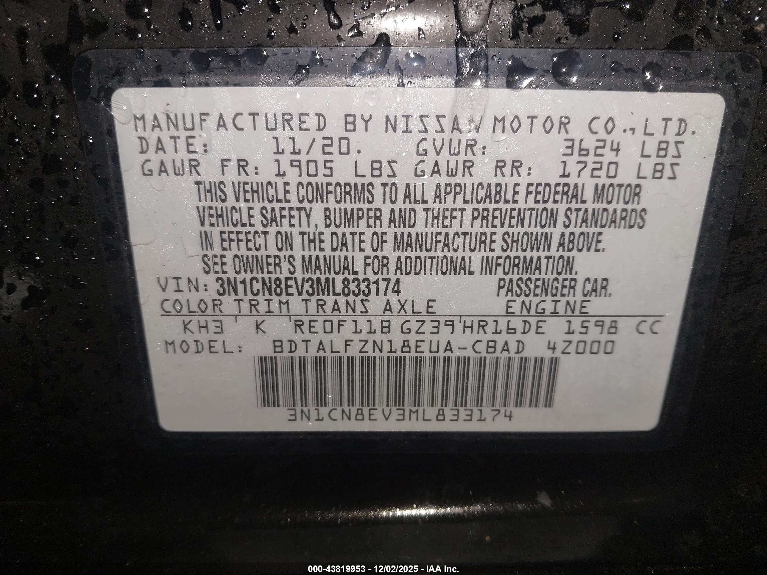 NISSAN VERSA image 9