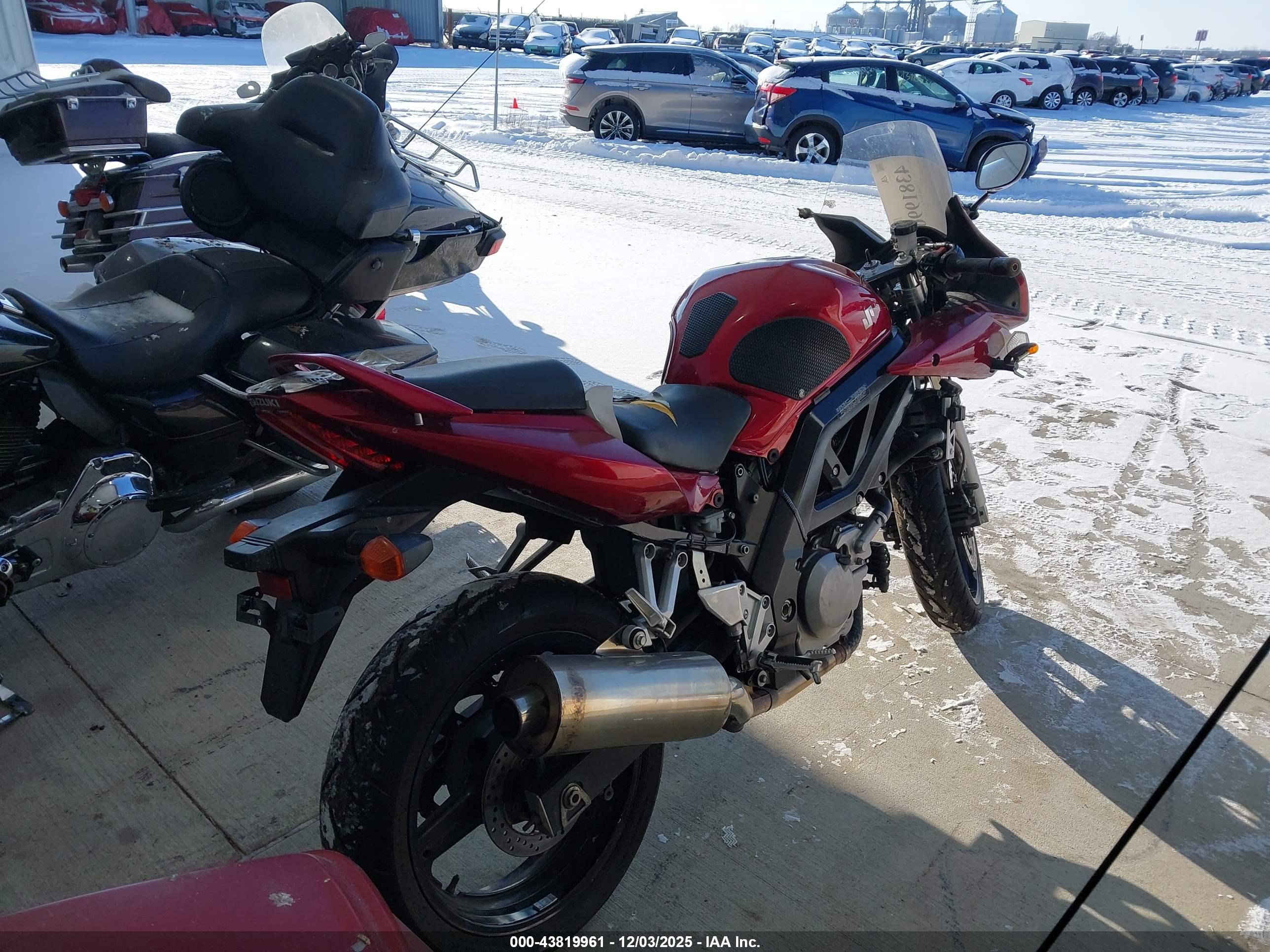 SUZUKI SV650 image 4