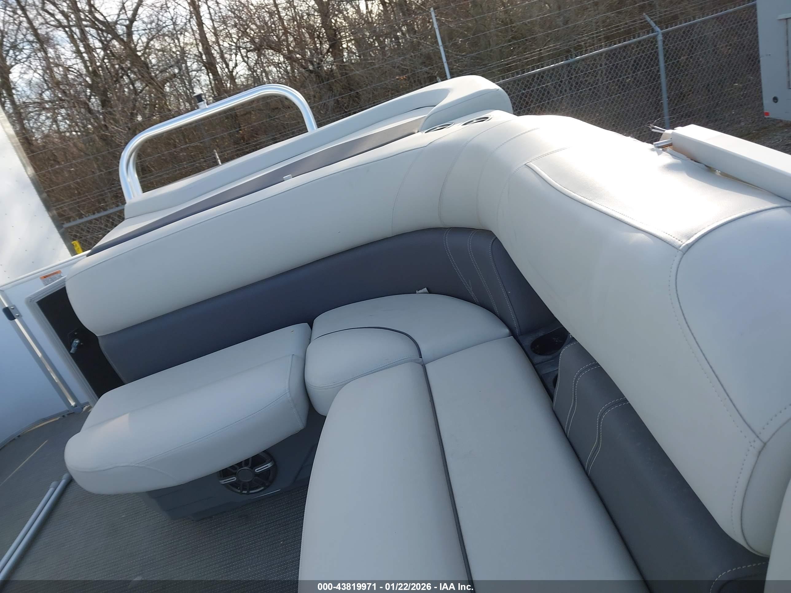 MIRAGE 8520 image 8