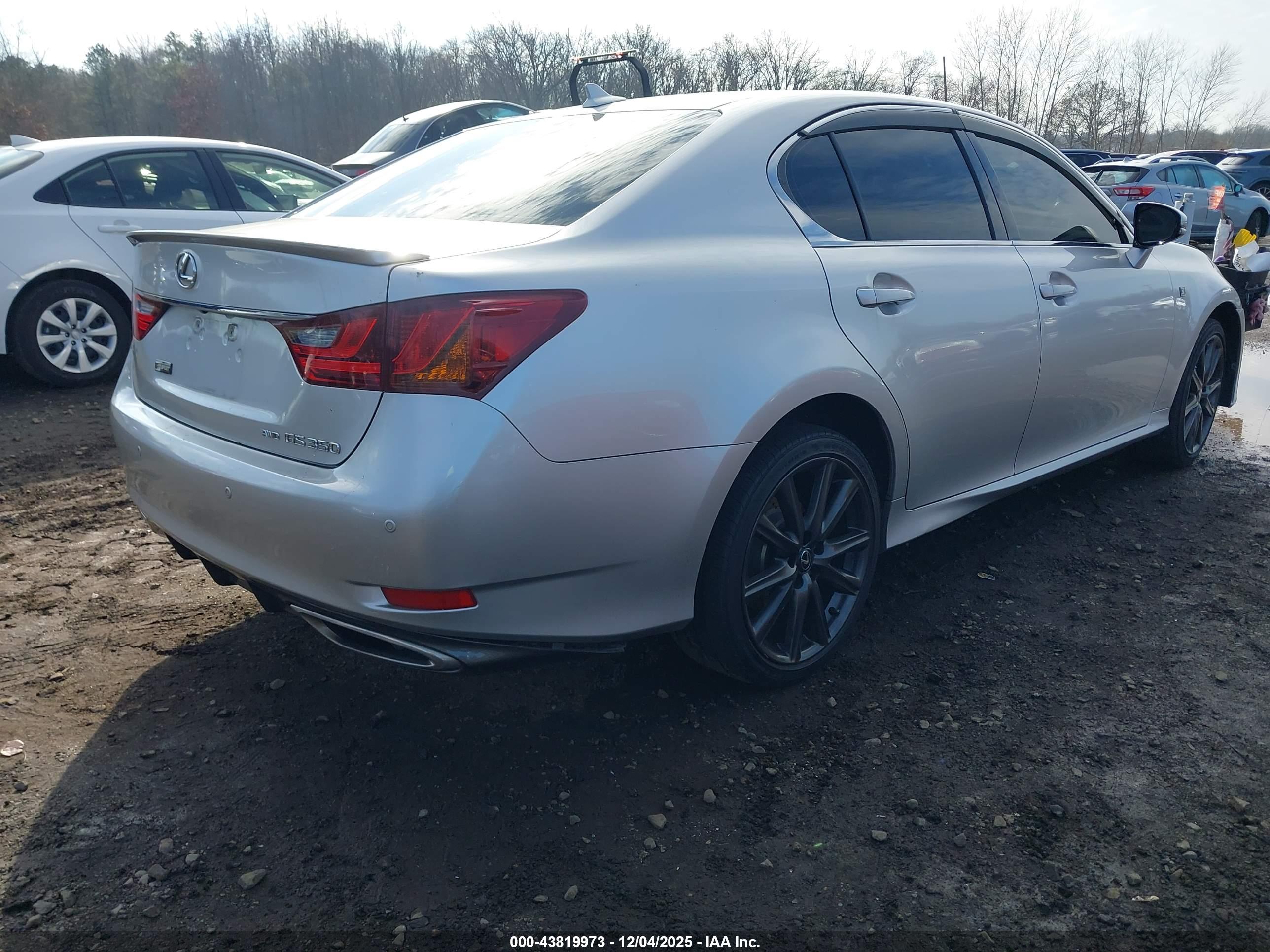 LEXUS GS image 4