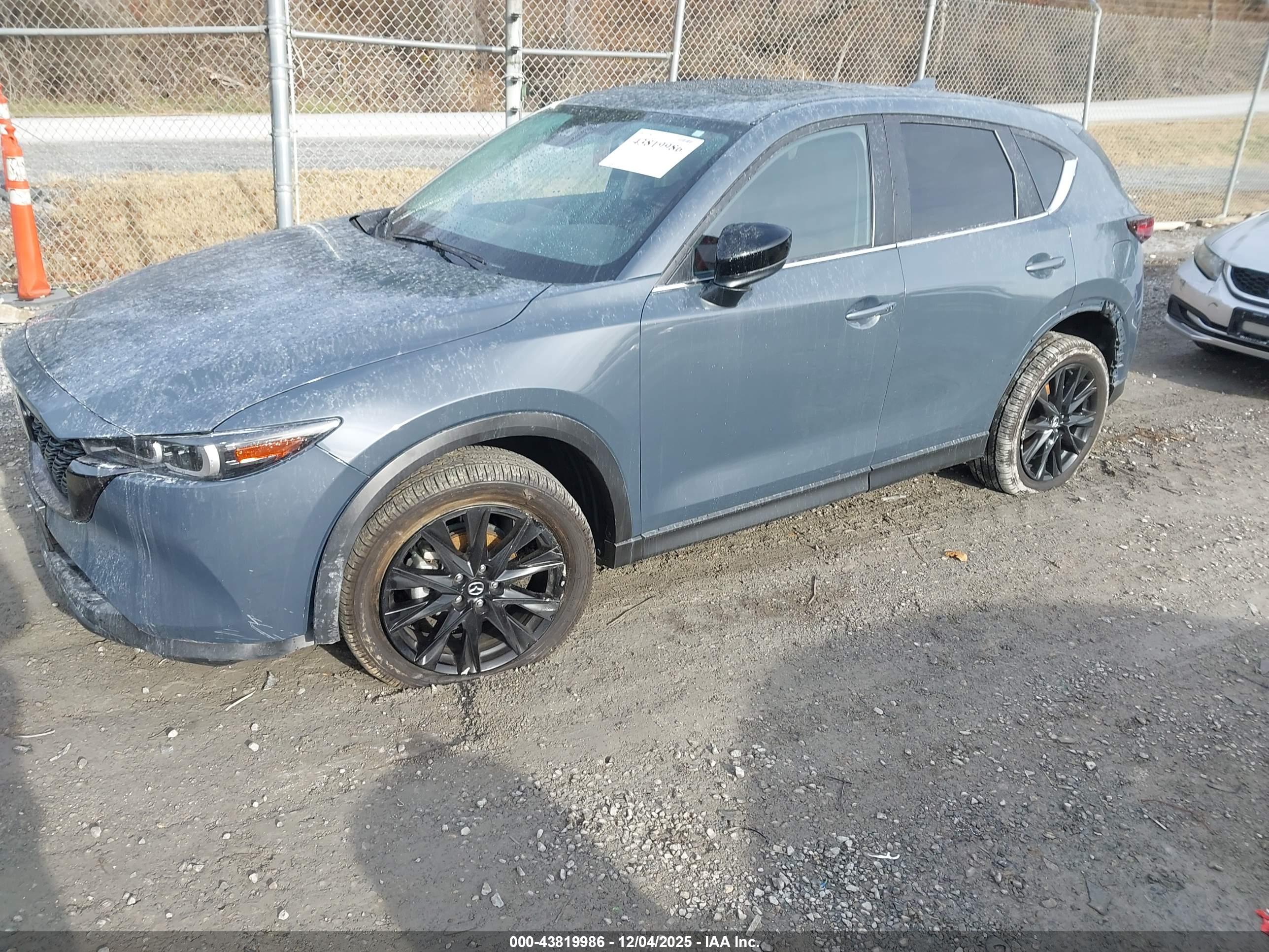 MAZDA CX-5 image 2