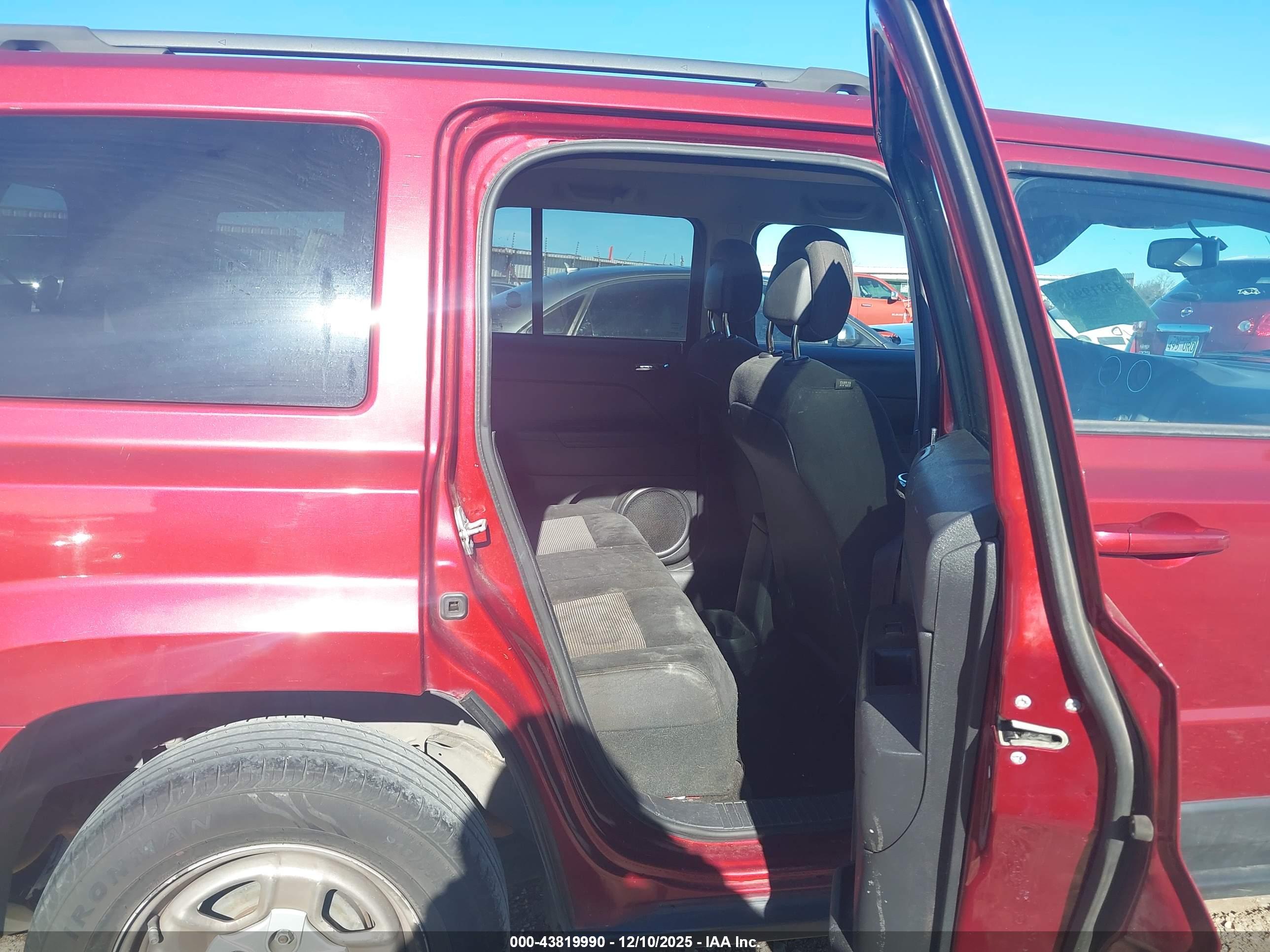JEEP PATRIOT image 8