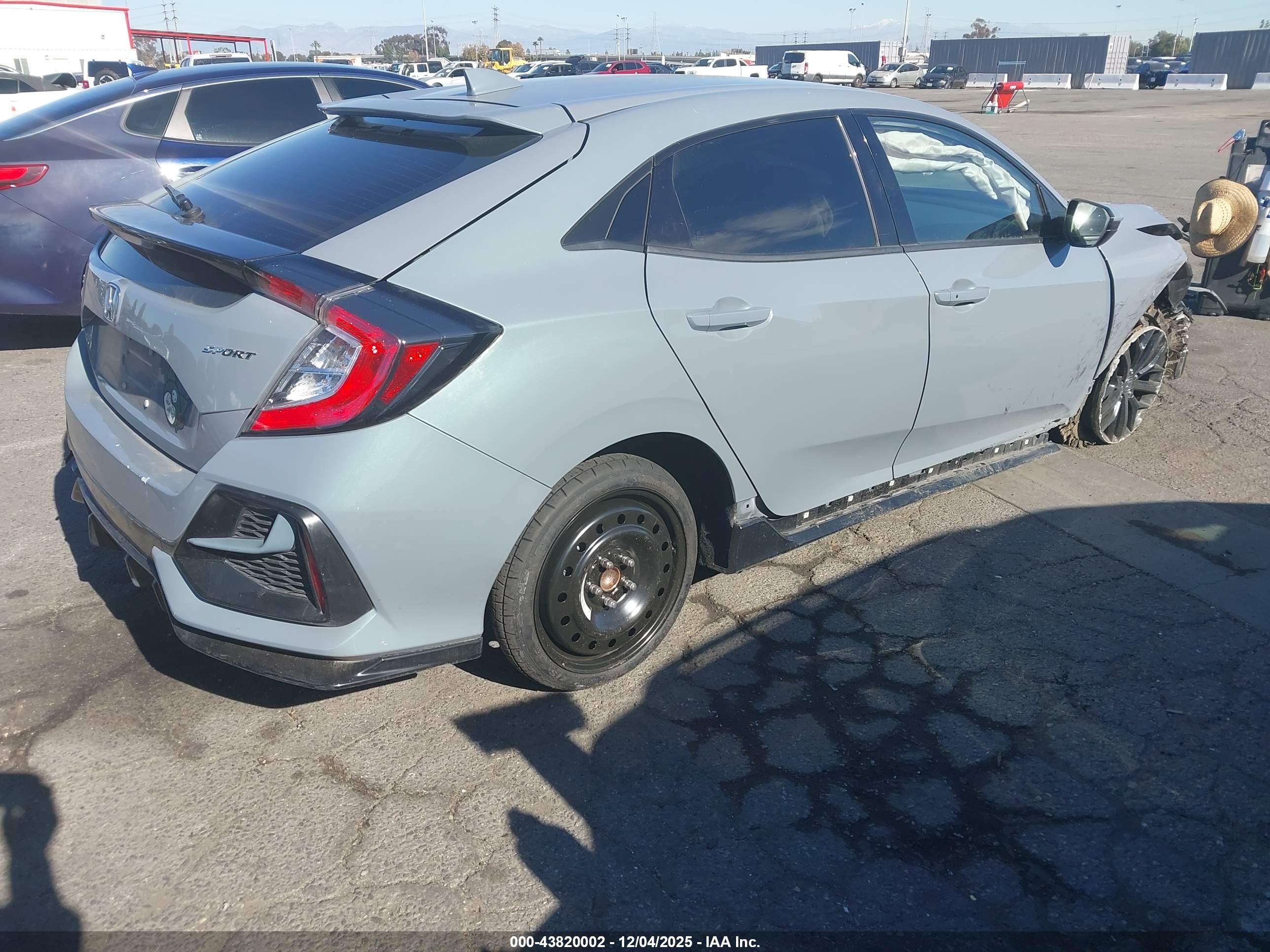 HONDA CIVIC image 4