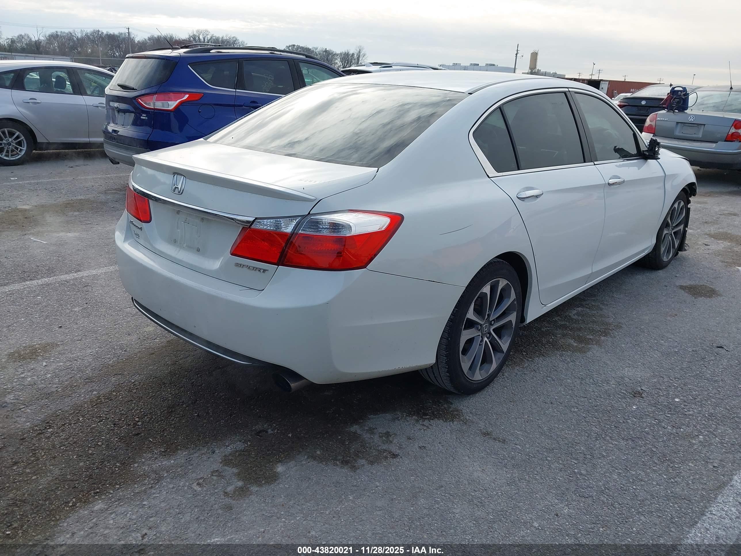 HONDA ACCORD image 4