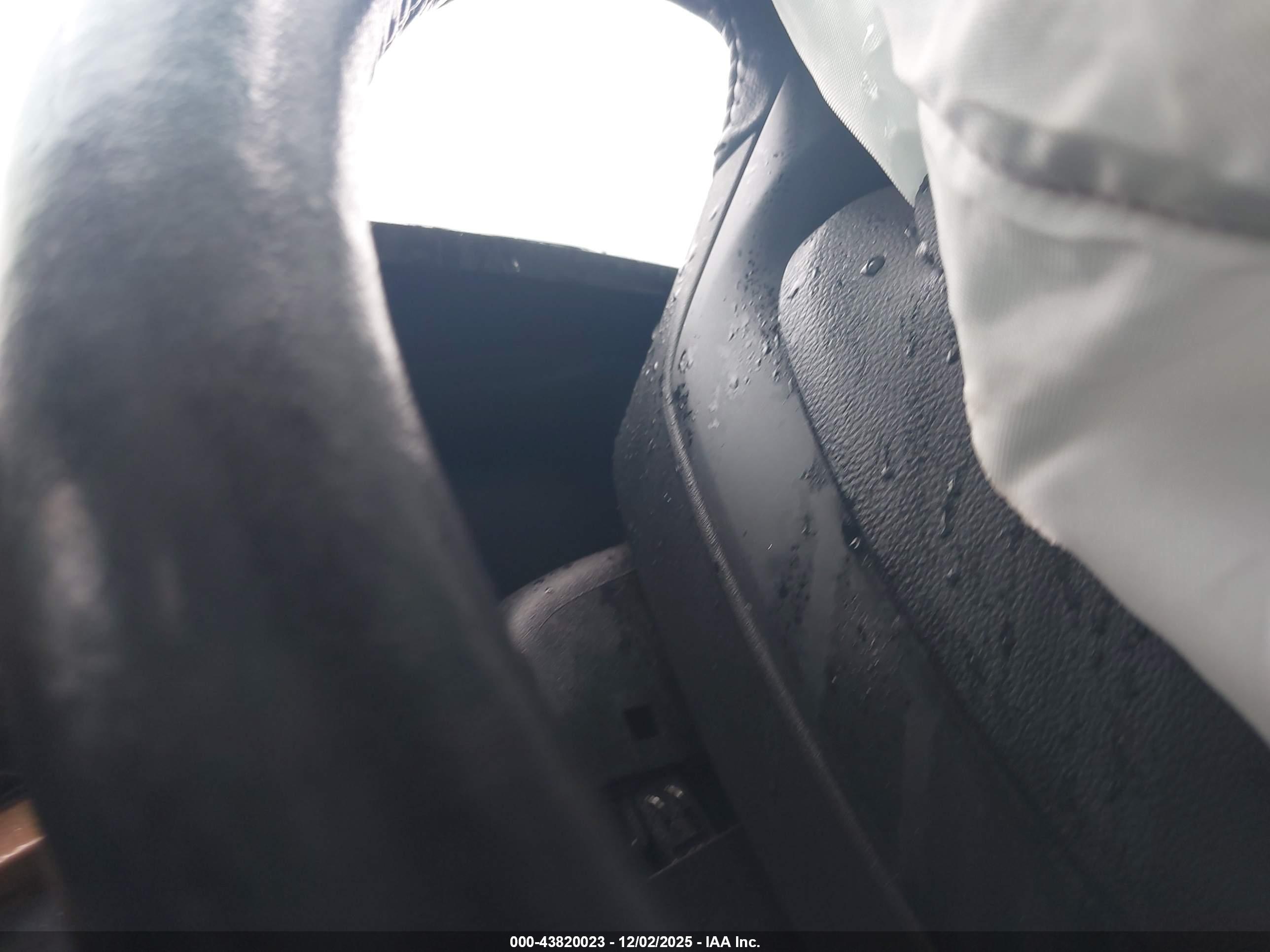 FORD MAVERICK image 7