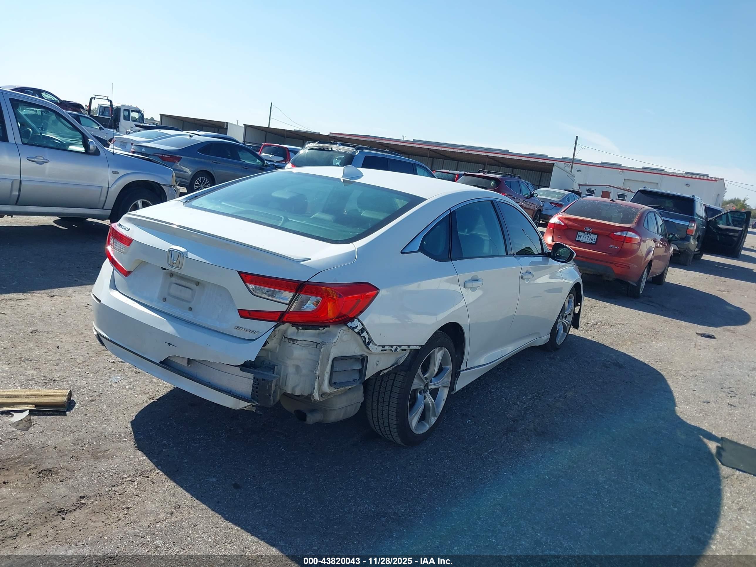 HONDA ACCORD image 4