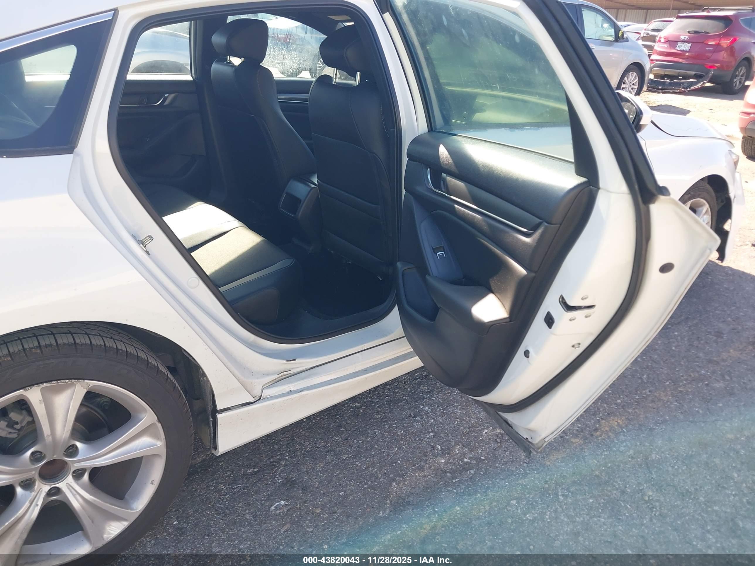 HONDA ACCORD image 8