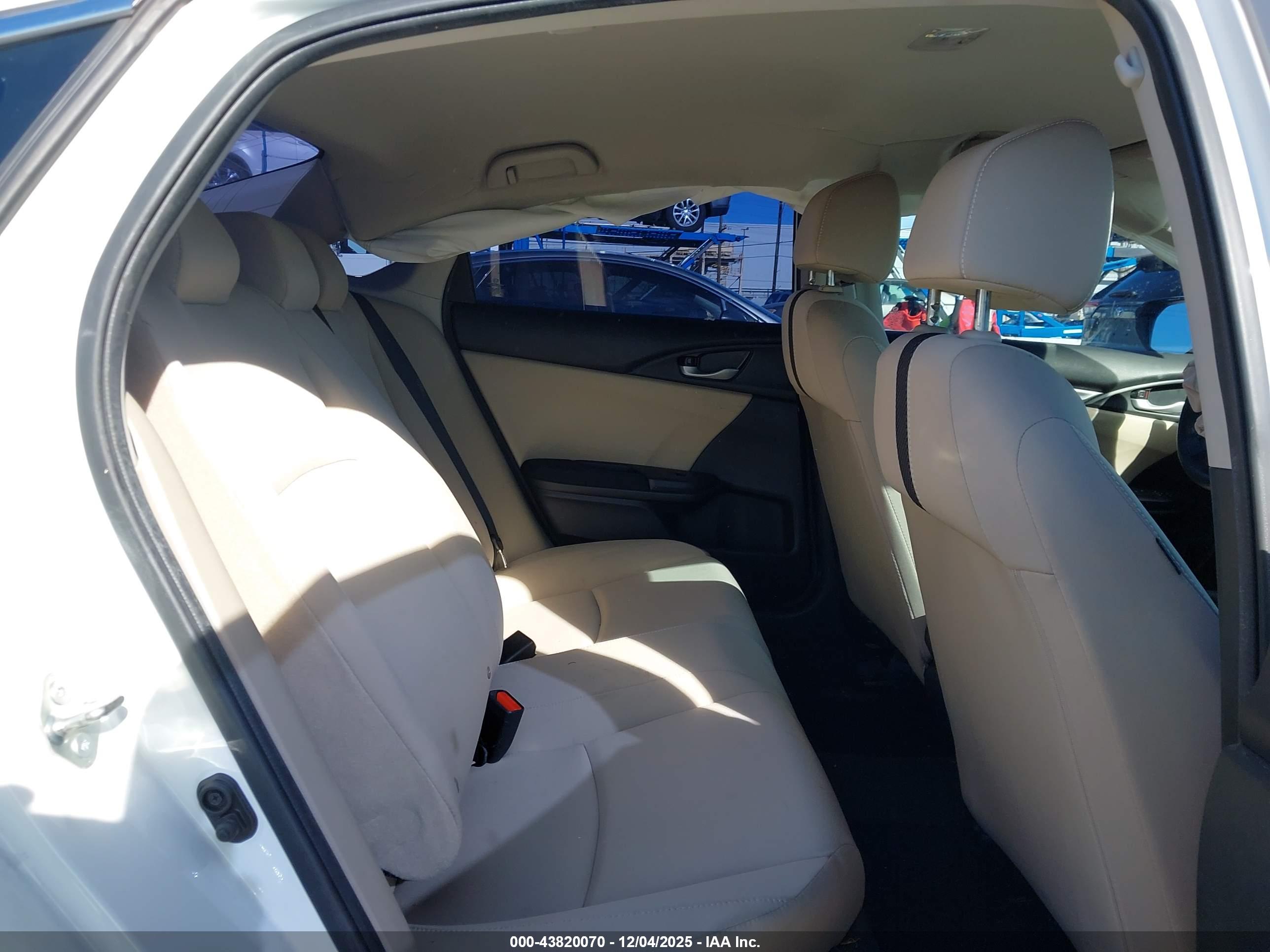 HONDA CIVIC image 8
