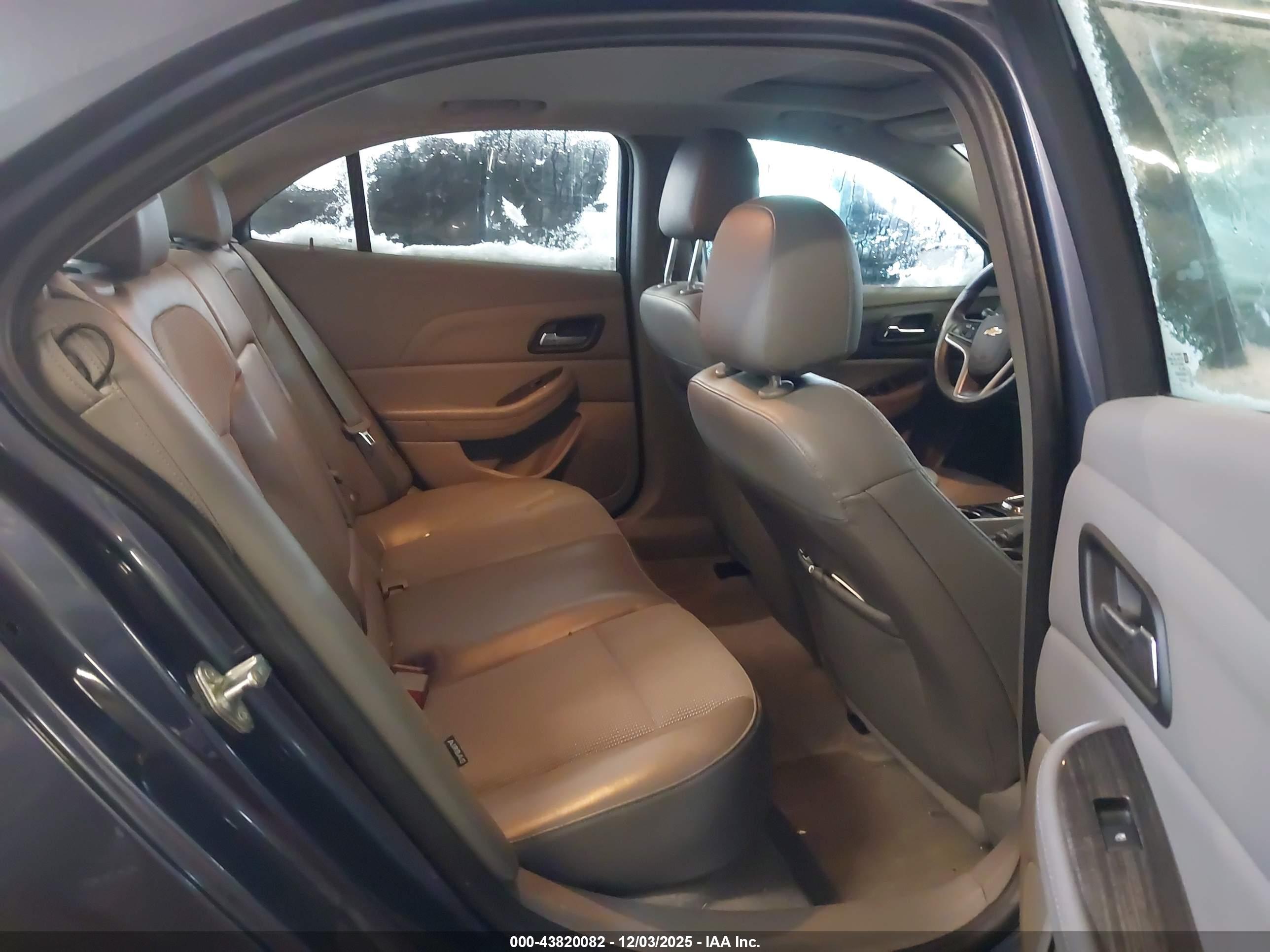 CHEVROLET MALIBU image 8