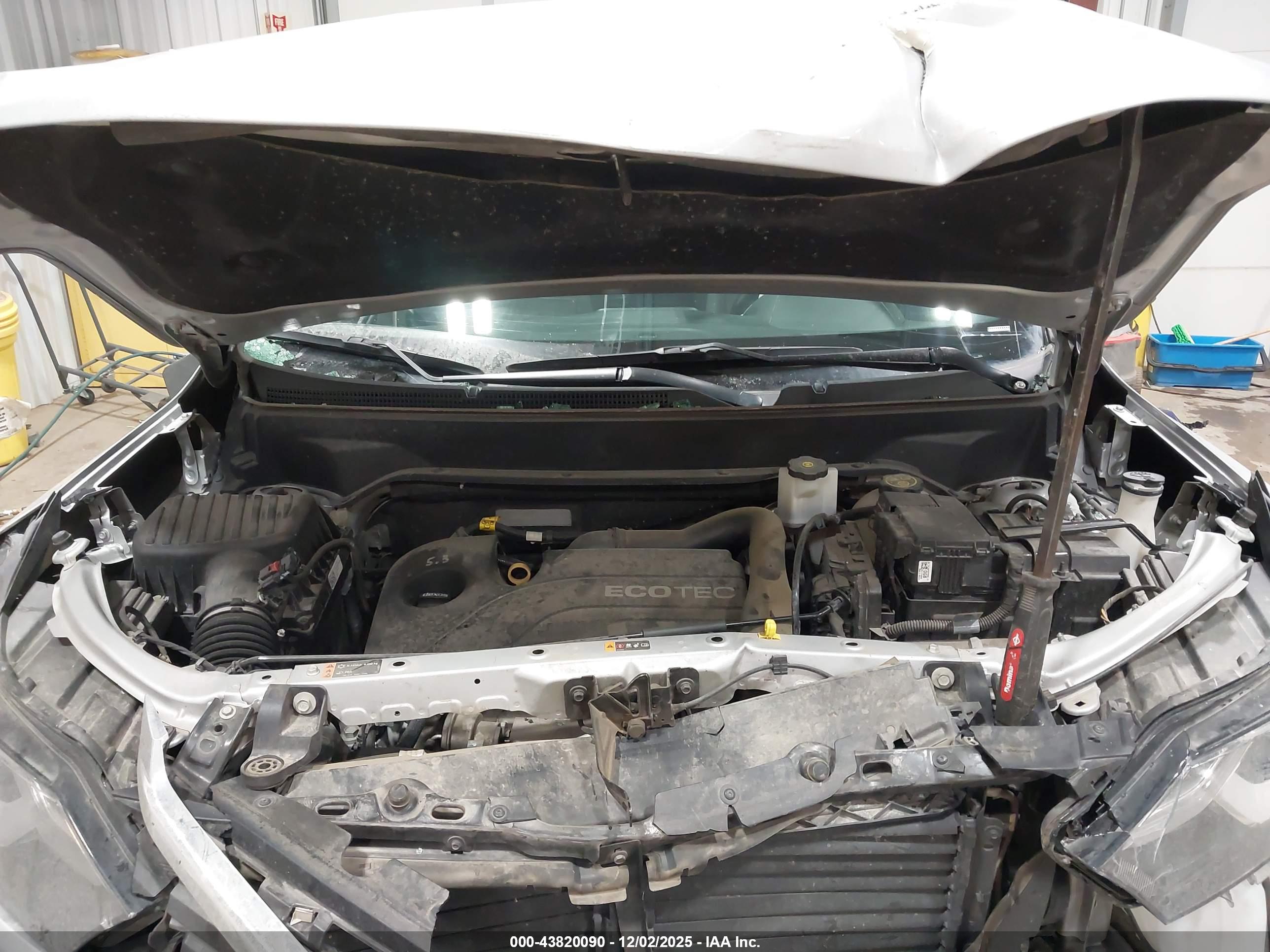 CHEVROLET EQUINOX image 10