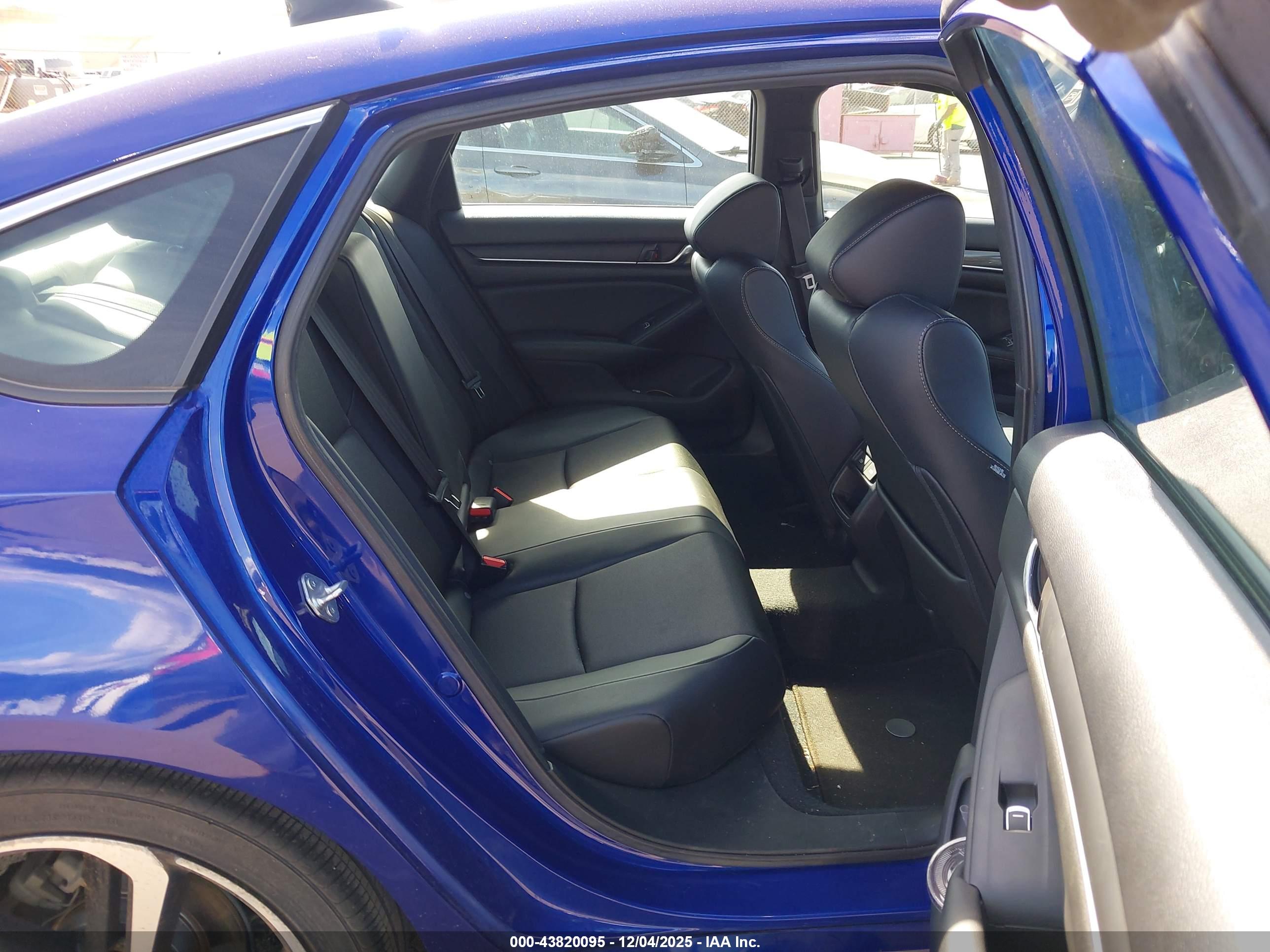 HONDA ACCORD image 8
